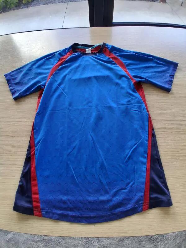 Tussen Particulieren - T- shirt merk Kipsta 2/2