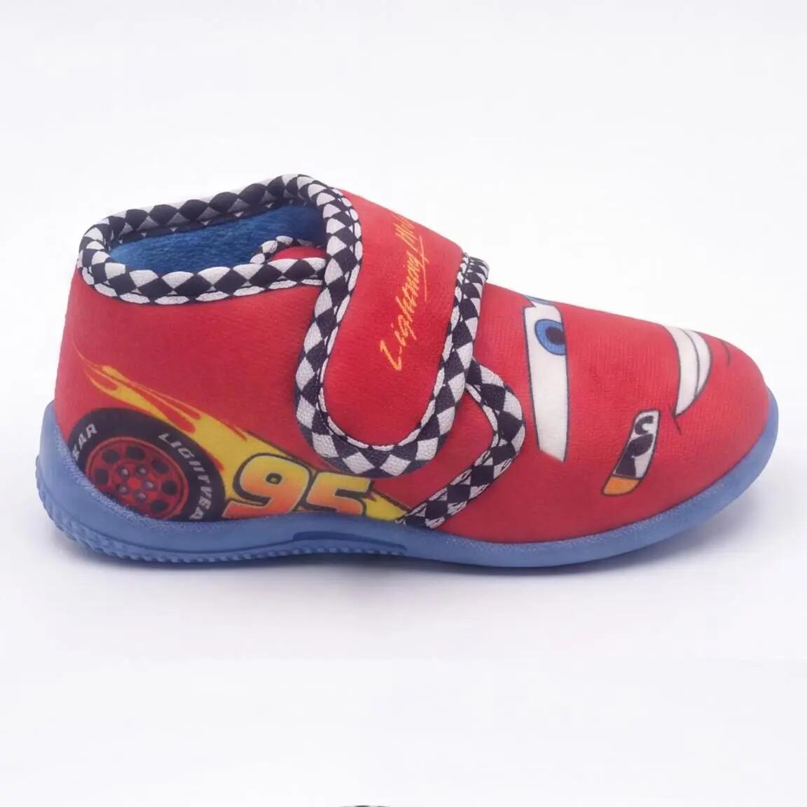 Pantoufles mi-mollet pour enfants, motif voitures, en polyester antidérapant 2/7