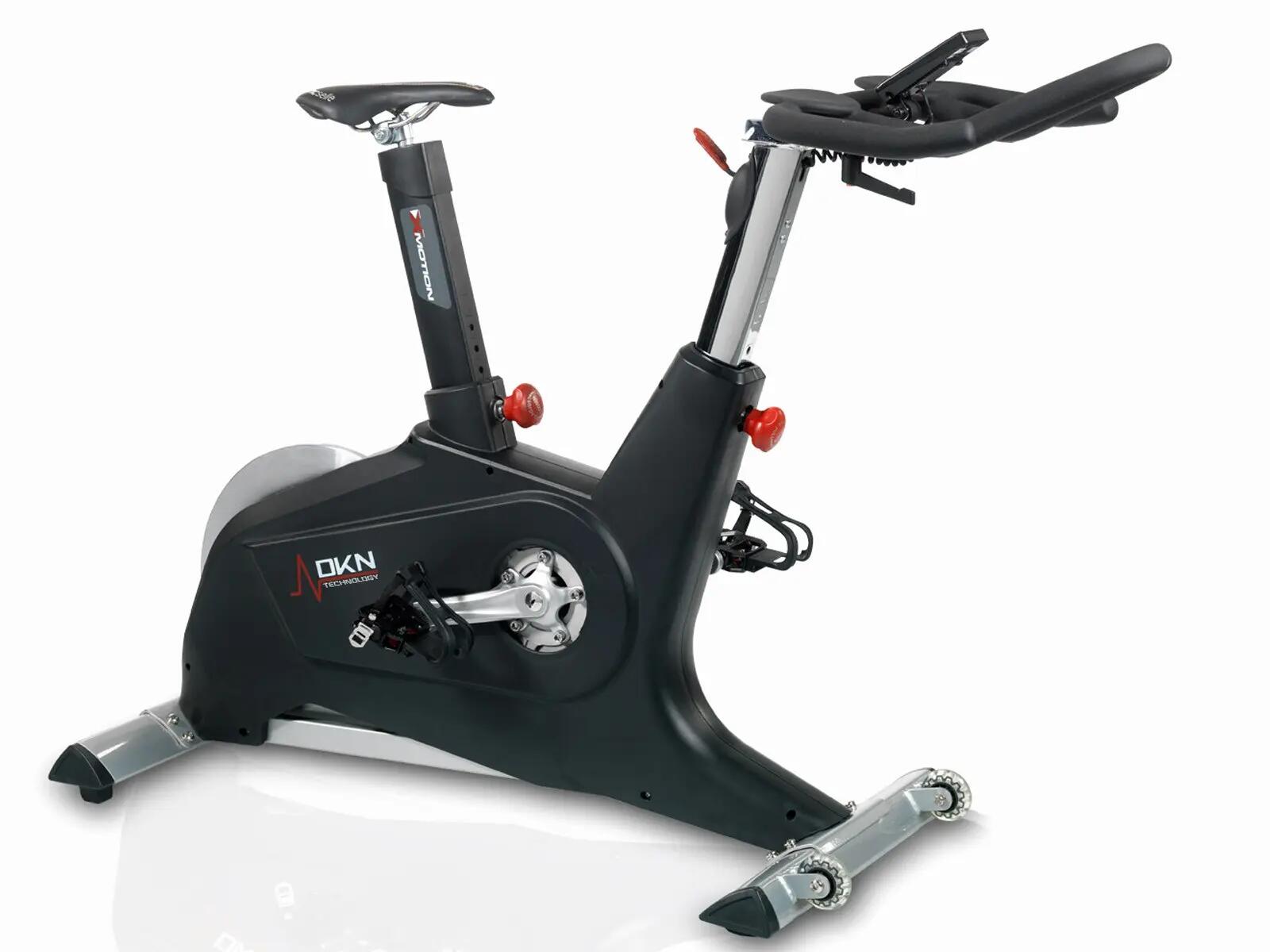 X-Motion II speedbike met 23 kg vliegwiel 3/5