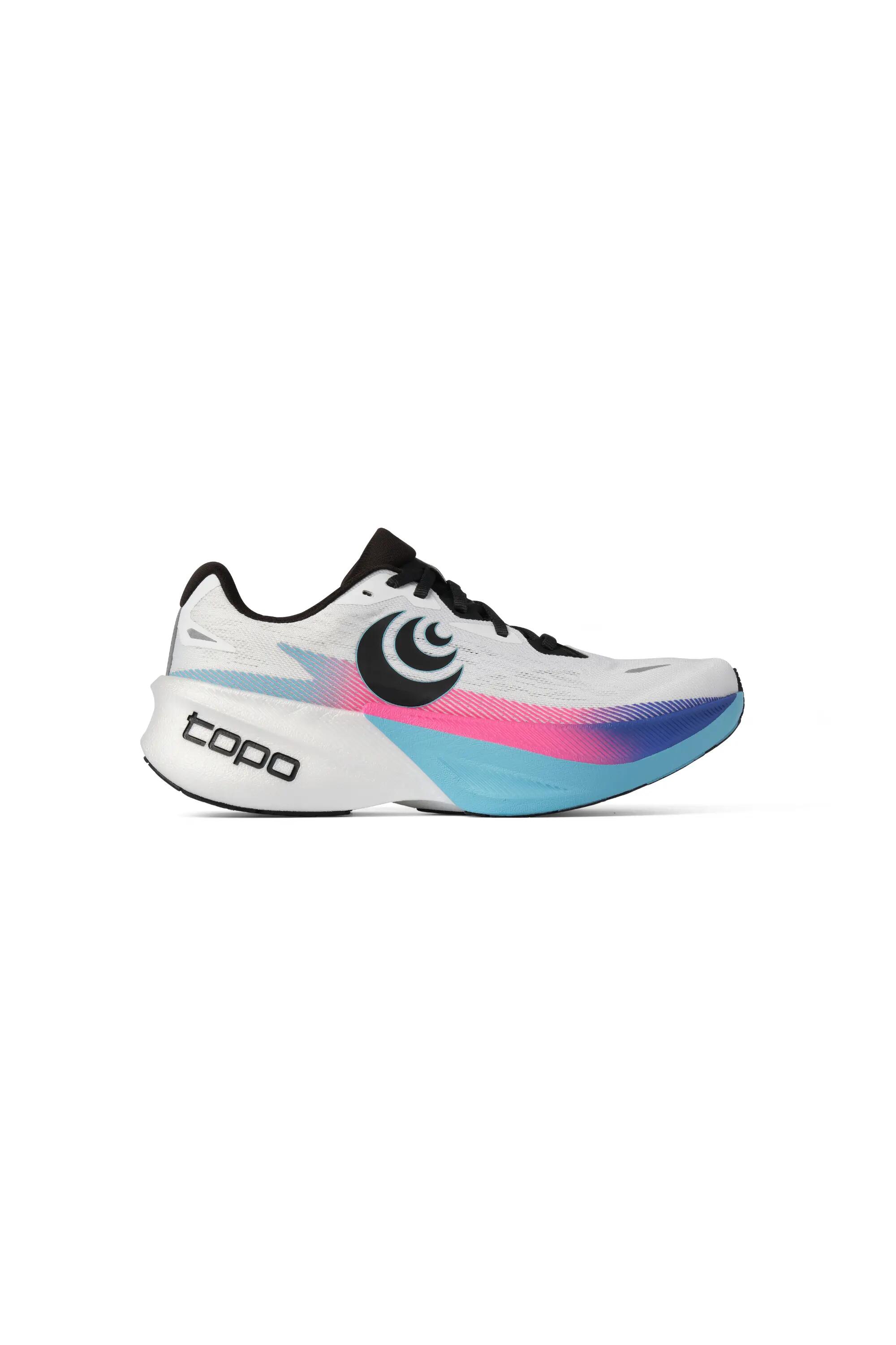 TOPO ATHLETIC picture