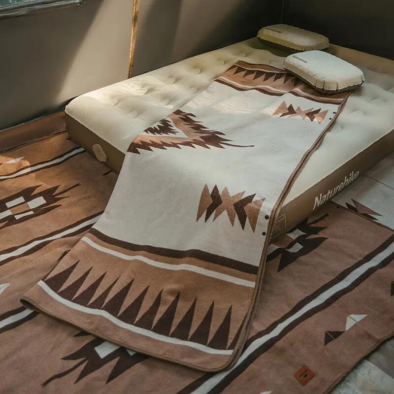 Naturehike Decke aus Wollmischung - Geometrisches Design 3/7