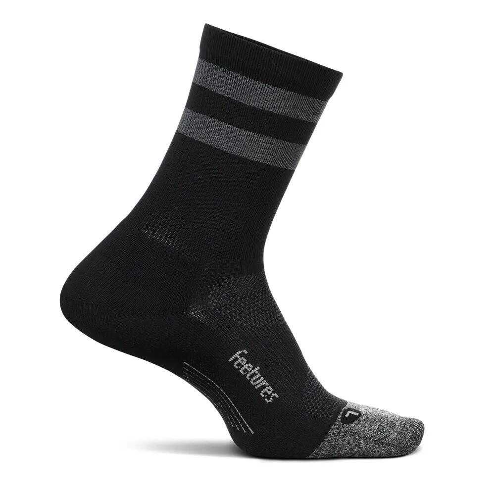 FEETURES picture