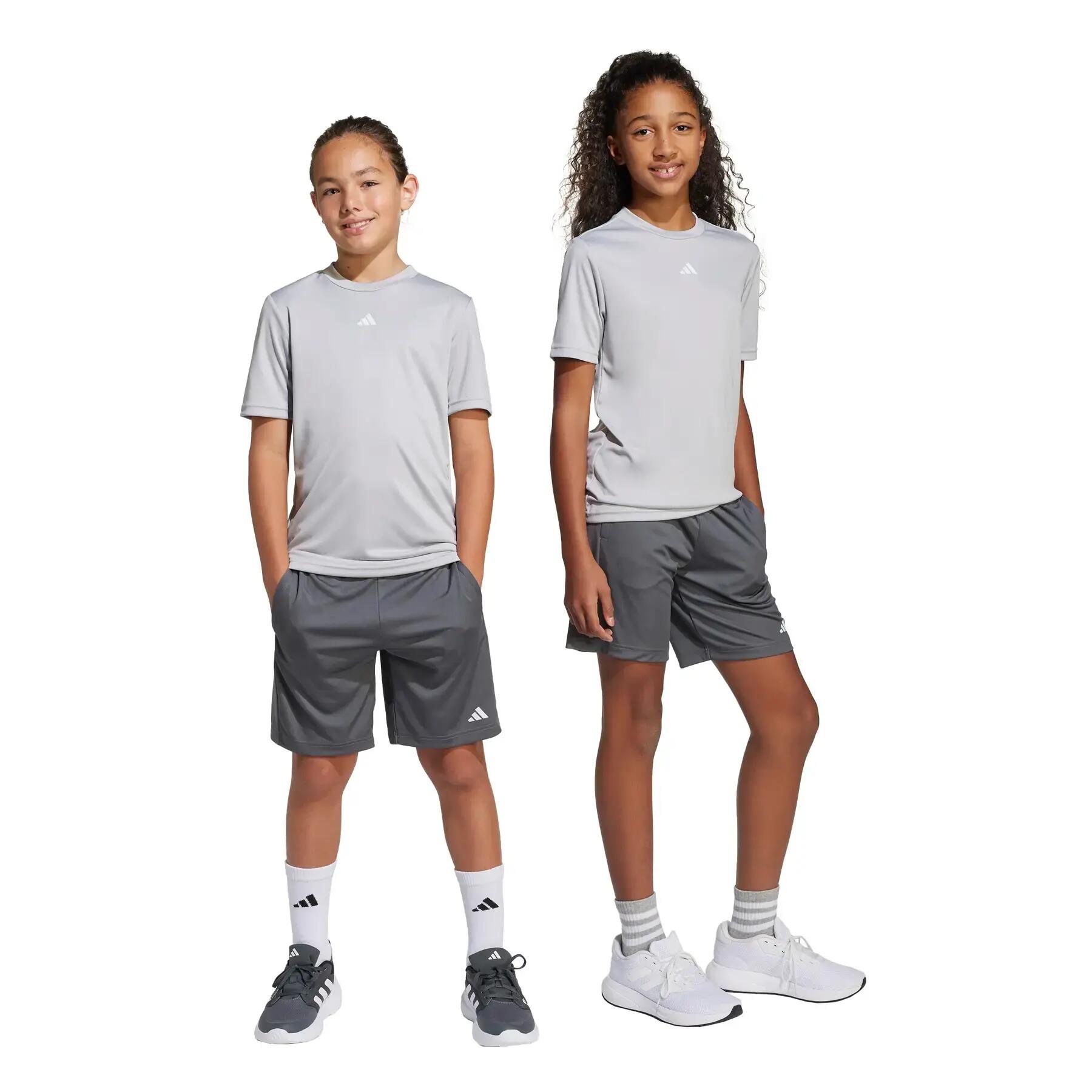 Klassieke korte coupe met kindlogo adidas Essentials 4/7