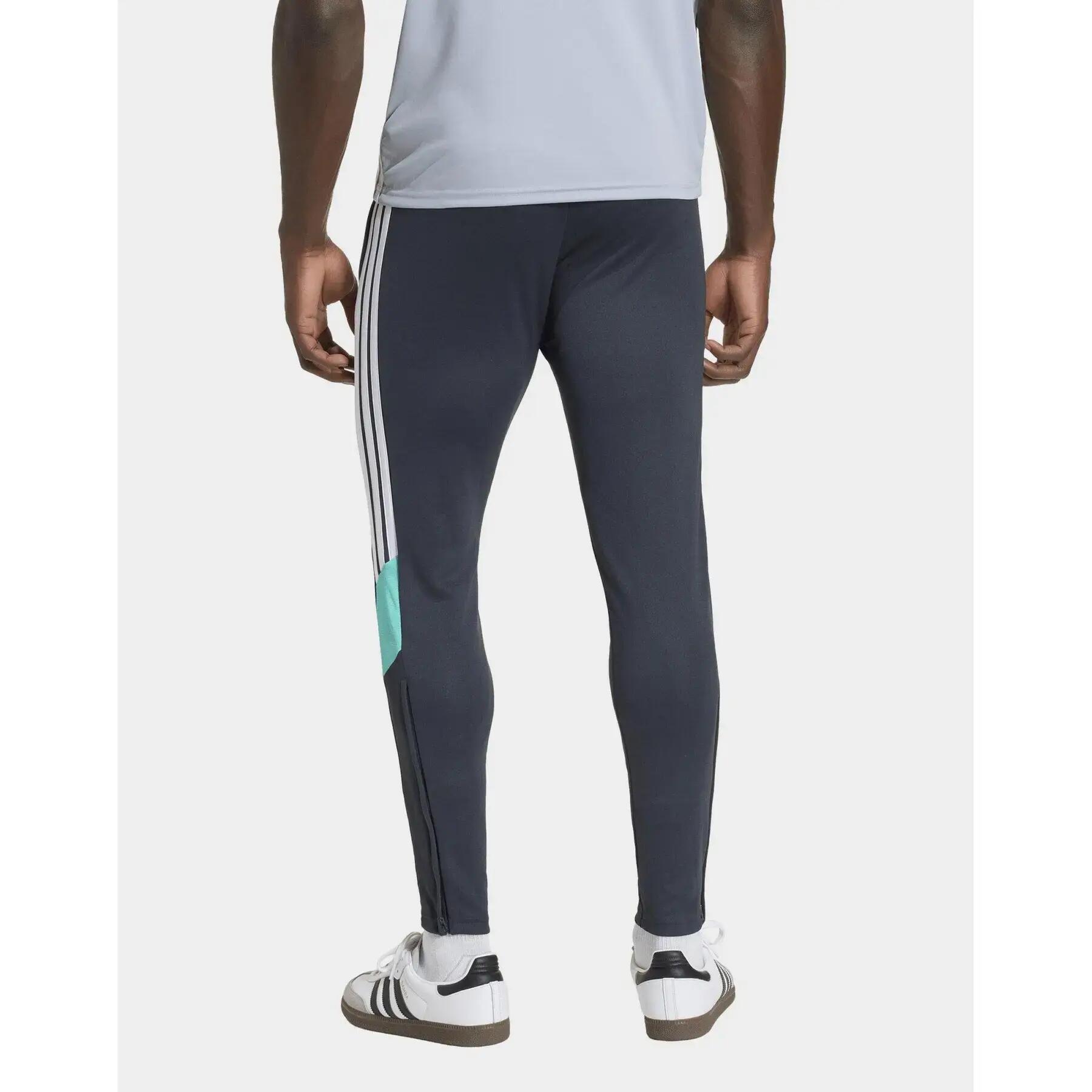 Calças de treino adidas Essentials Tiro 26 3/5