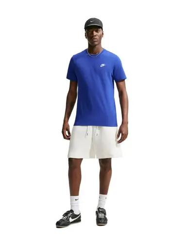 NIKE Sportswear Club - Camiseta
