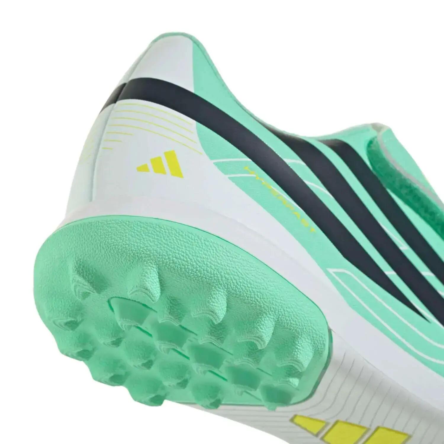 Chaussures de football mini enfant adidas F50 Hyperfast Club Hook and Loop TF 5/6