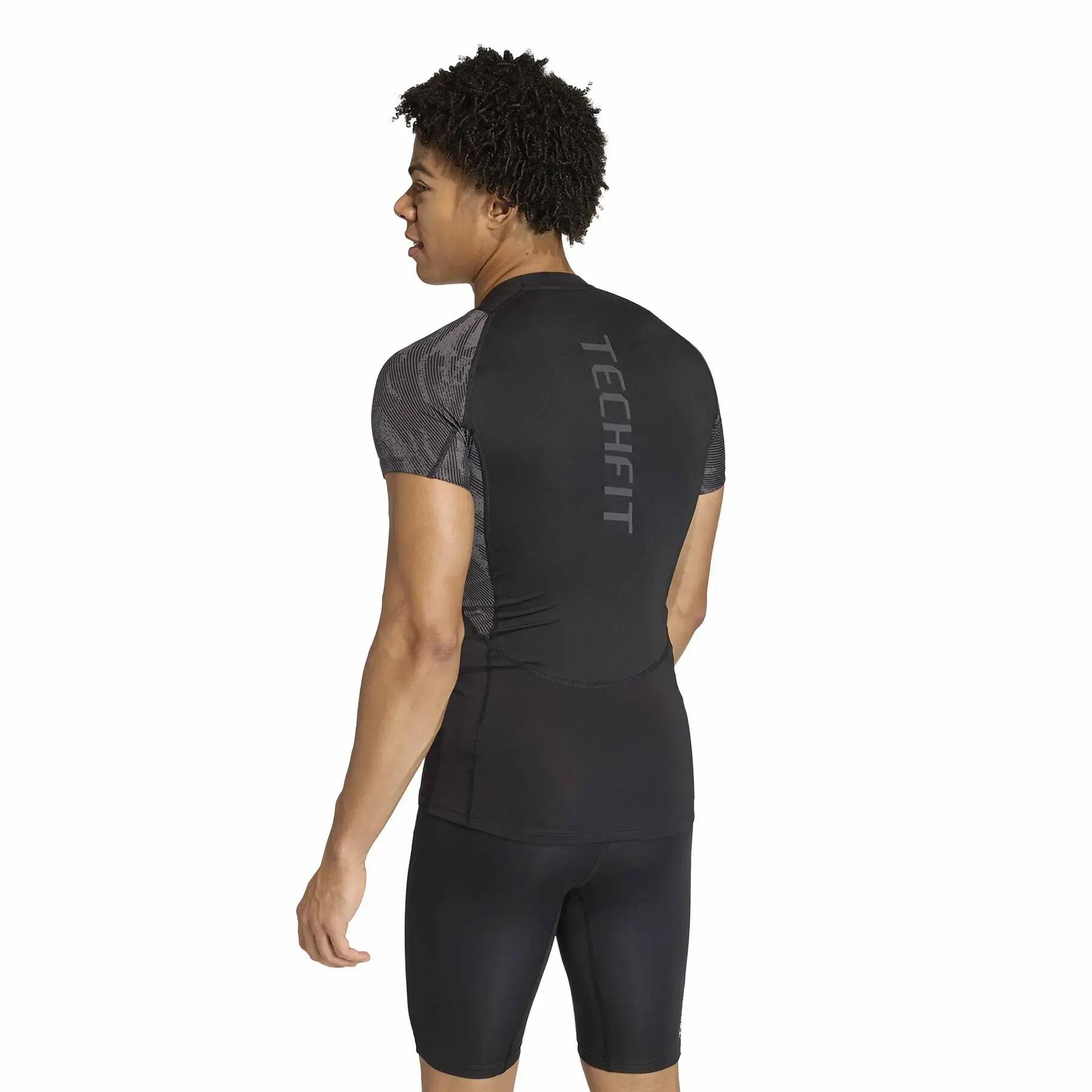 T-shirt adidas Techfit Aop 4/6