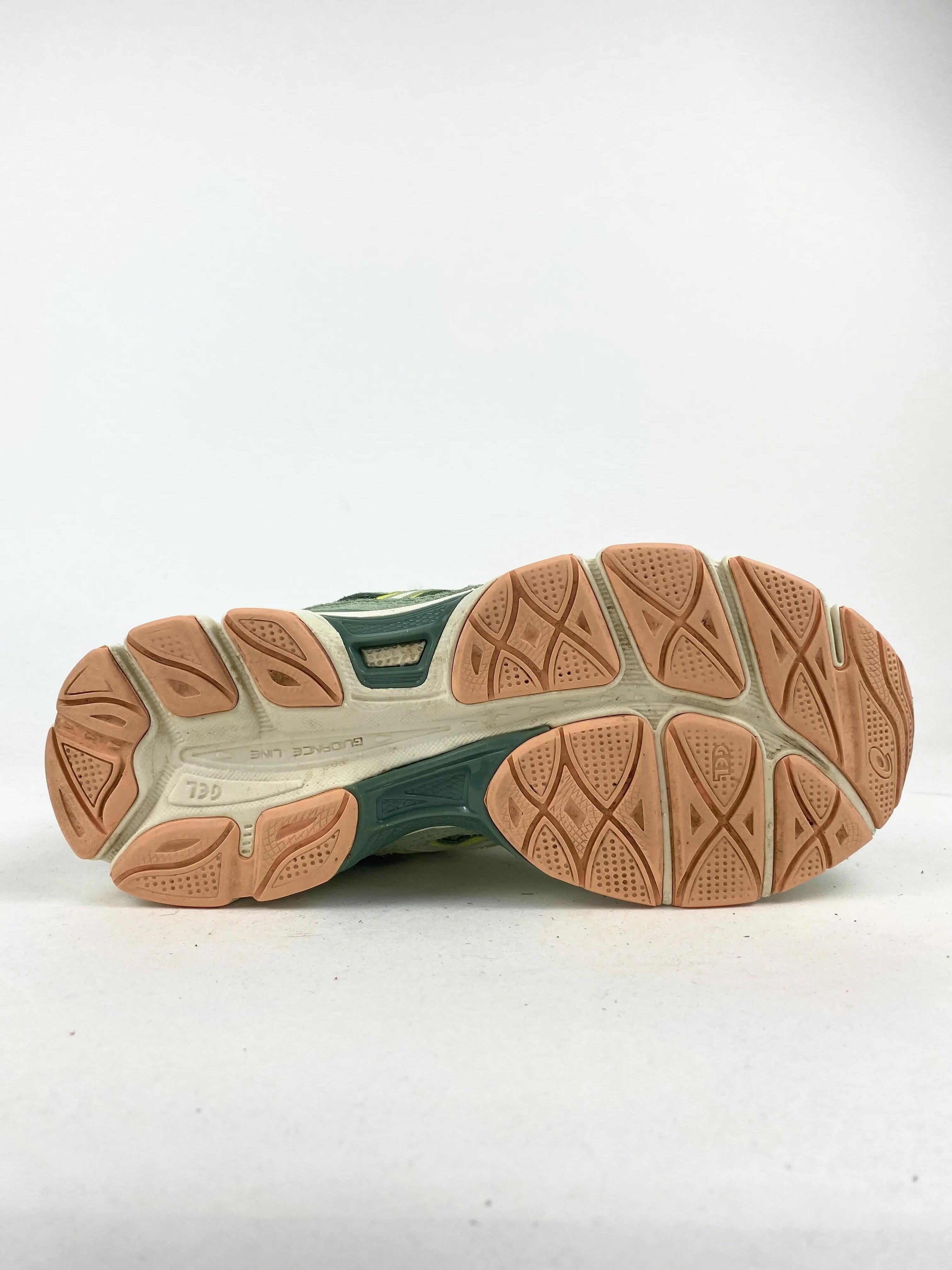 Reconditionné ASICS Baskets Femme, Gel-NYC, Vert Très Bon État 2/4