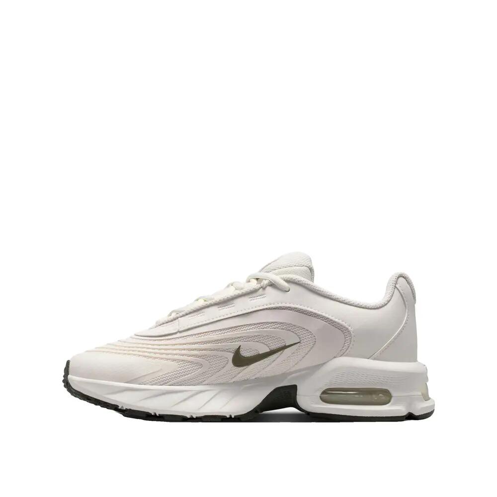 Calçado Nike Fire Phantom/Medium Olive-Sequoia 4/5