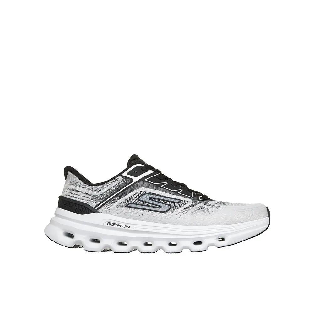 SKECHERS picture