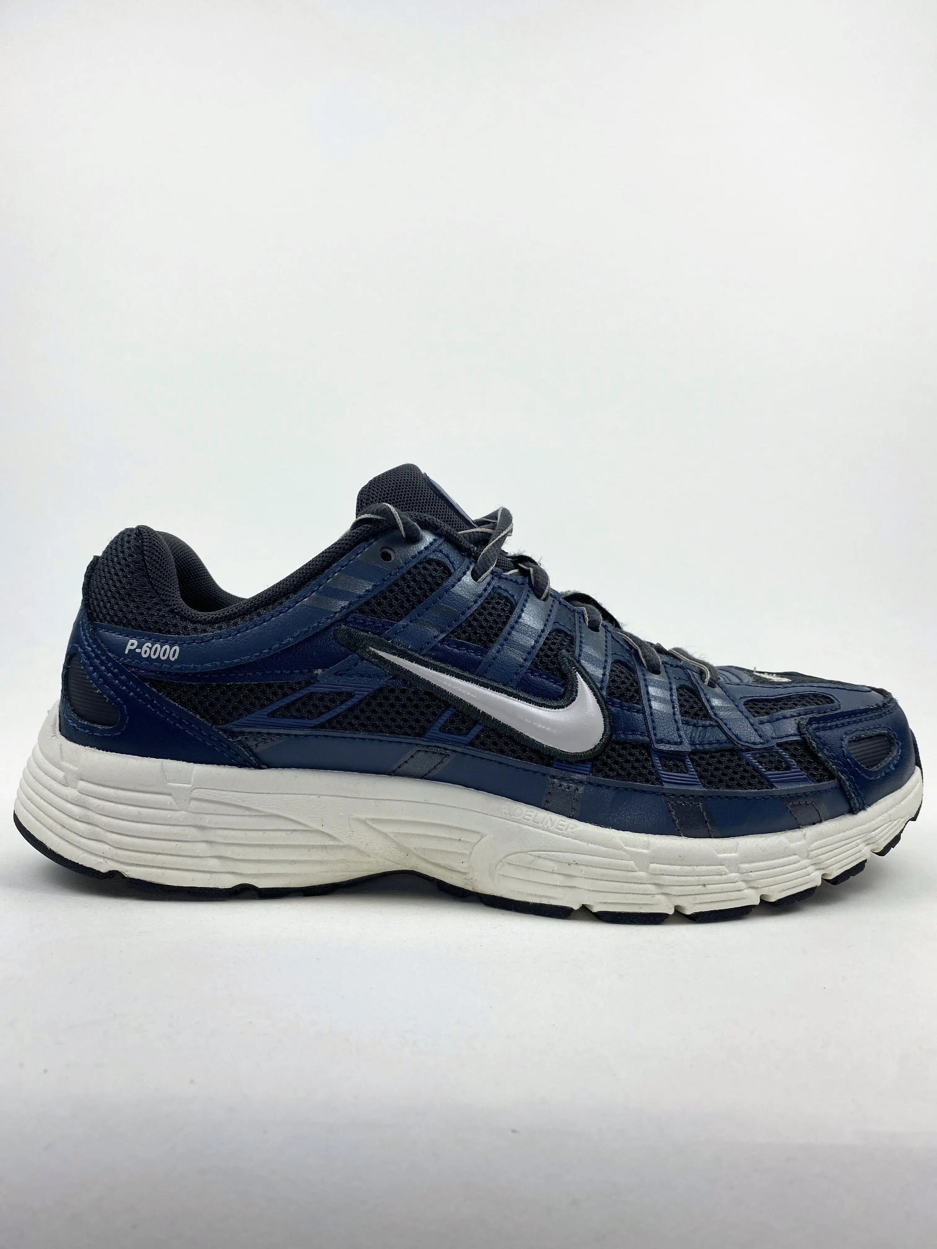 NIKE picture