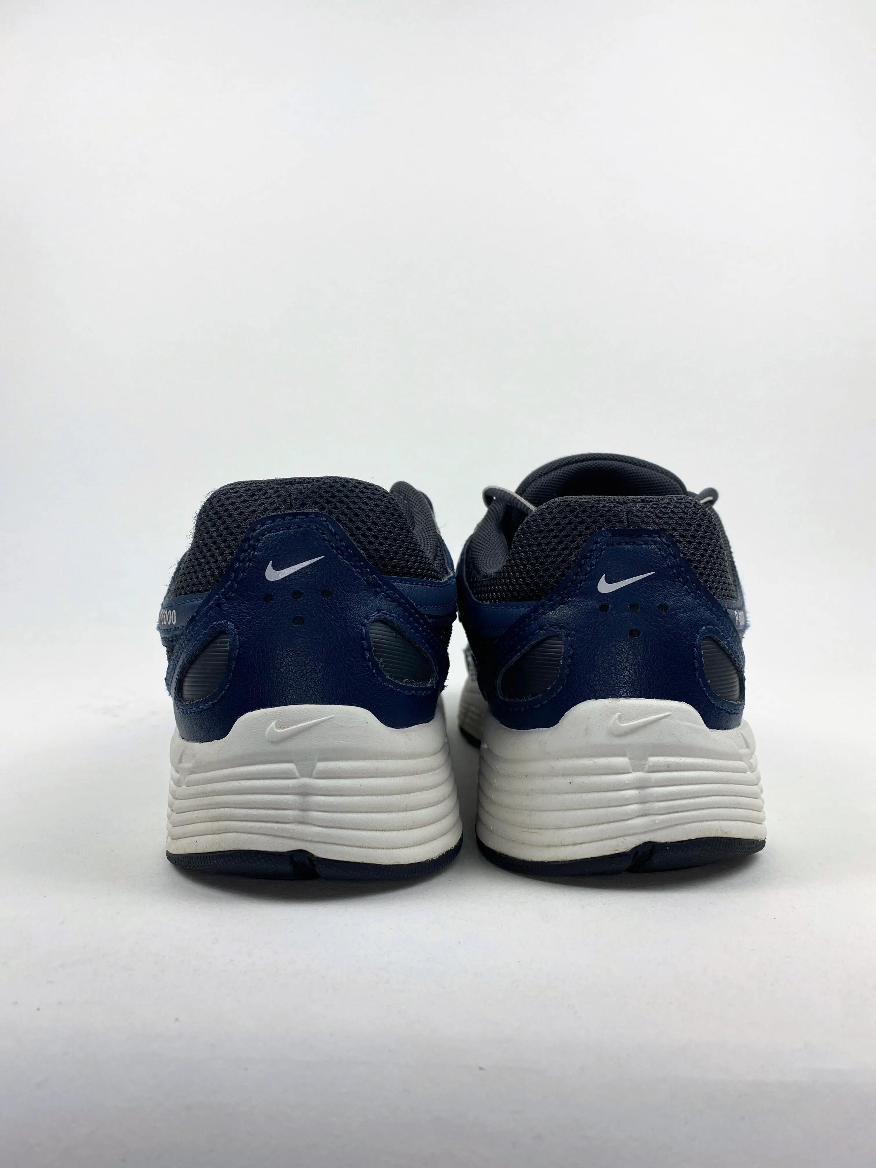 Reconditionné NIKE Baskets Homme, P-6000, Bleu foncé Très Bon État 3/4