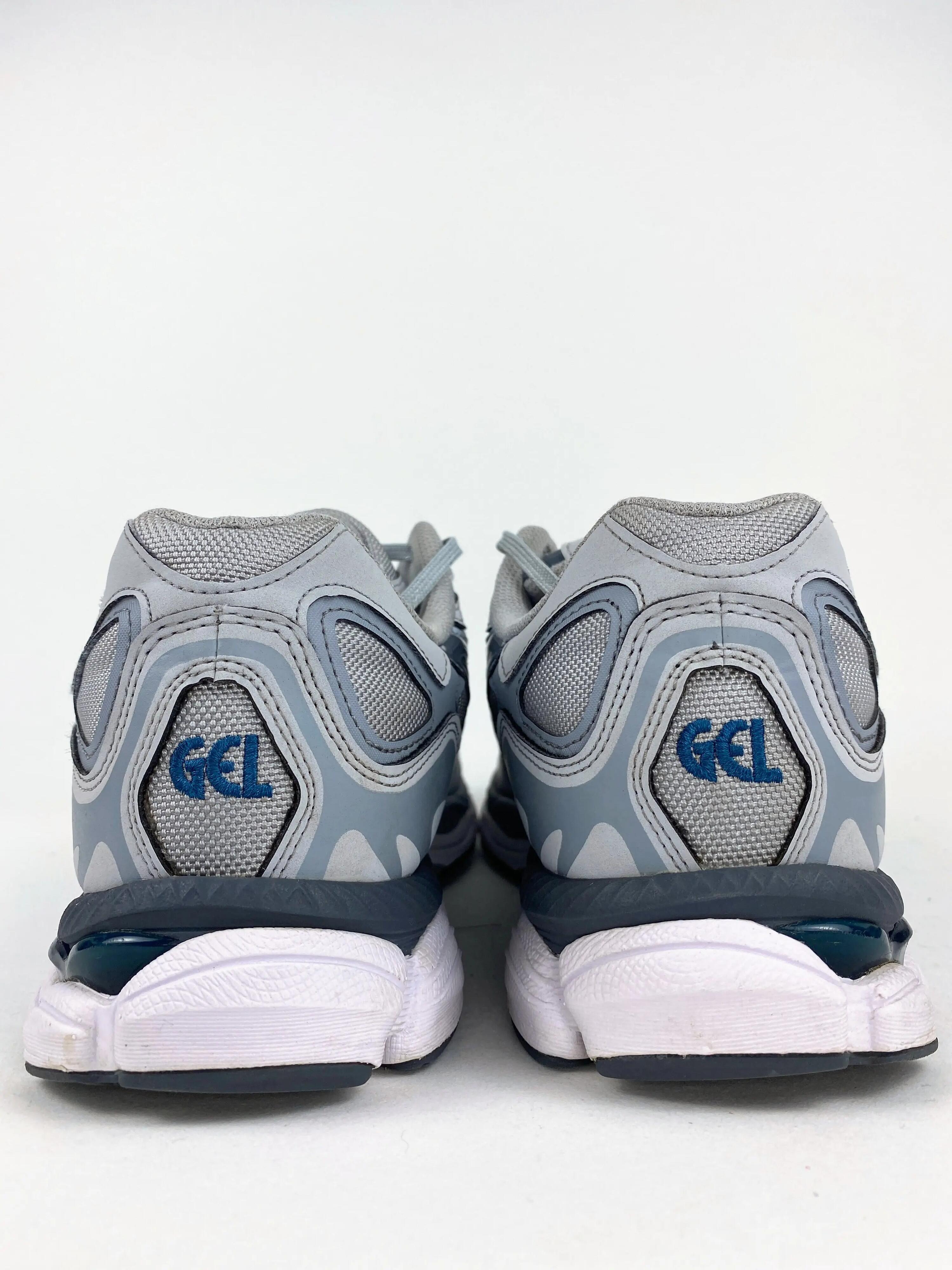 Reconditionné ASICS Baskets Homme, Gel-NYC, Gris clair Très Bon État 3/4