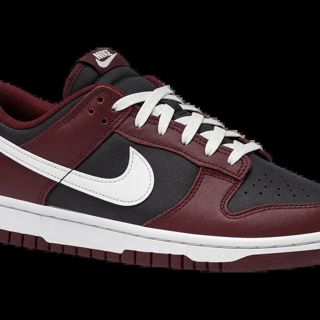 Herren - Sneakers - Nike Dunk Low - Rot