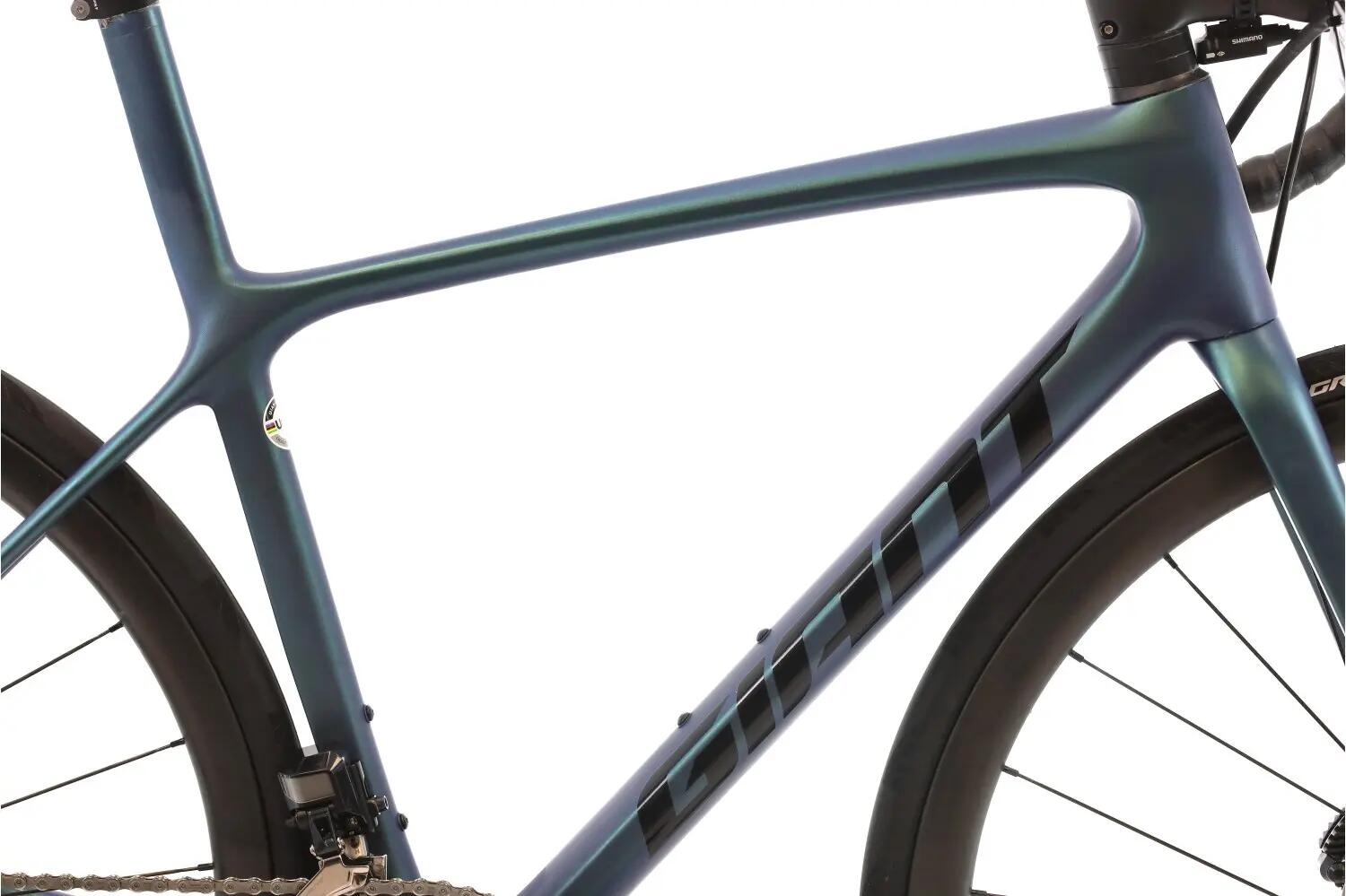 Bici strada ricondizionata ·  TCR Advanced SL 0 Disc Di2 11V · Ottimo stato 2/8