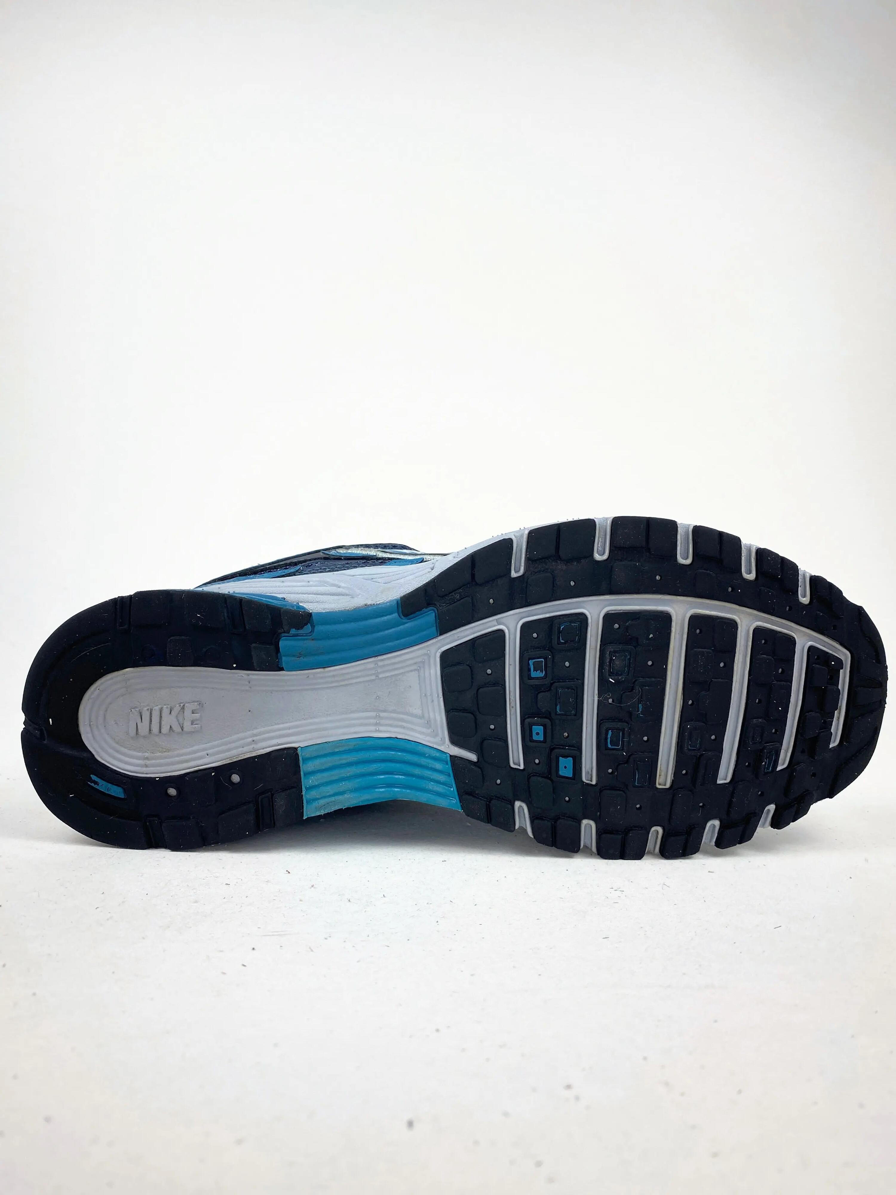 Reconditionné NIKE Baskets Homme, P-6000, Bleu foncé Très Bon État 2/4