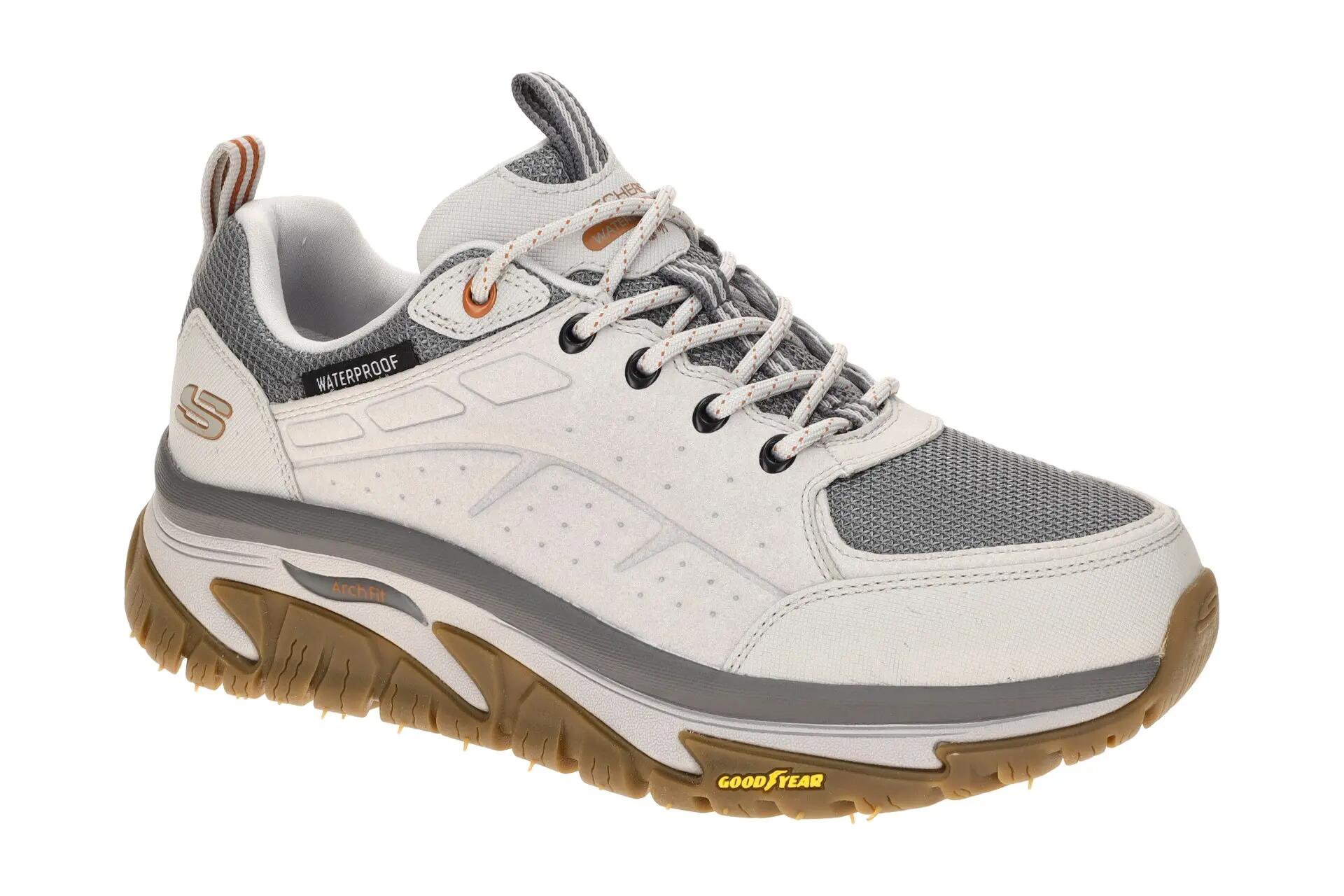 SKECHERS picture