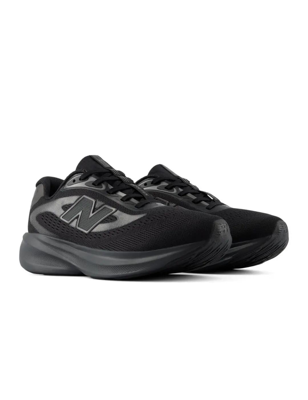 Baskets pour Femme New balance Fresh foam 680 Noir. 3/4