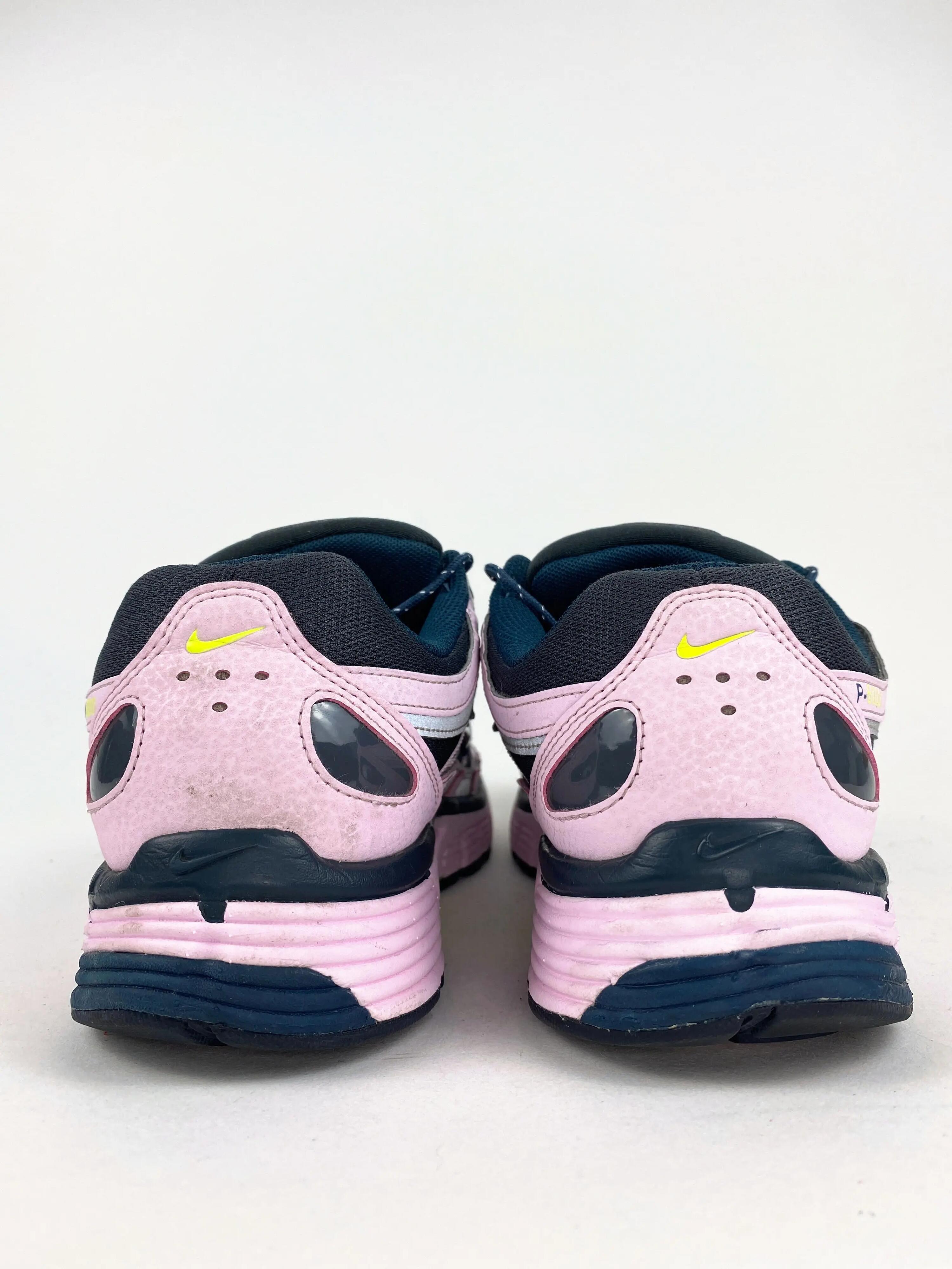 Reconditionné NIKE Baskets Homme, P-6000, Rose Très Bon État 3/4