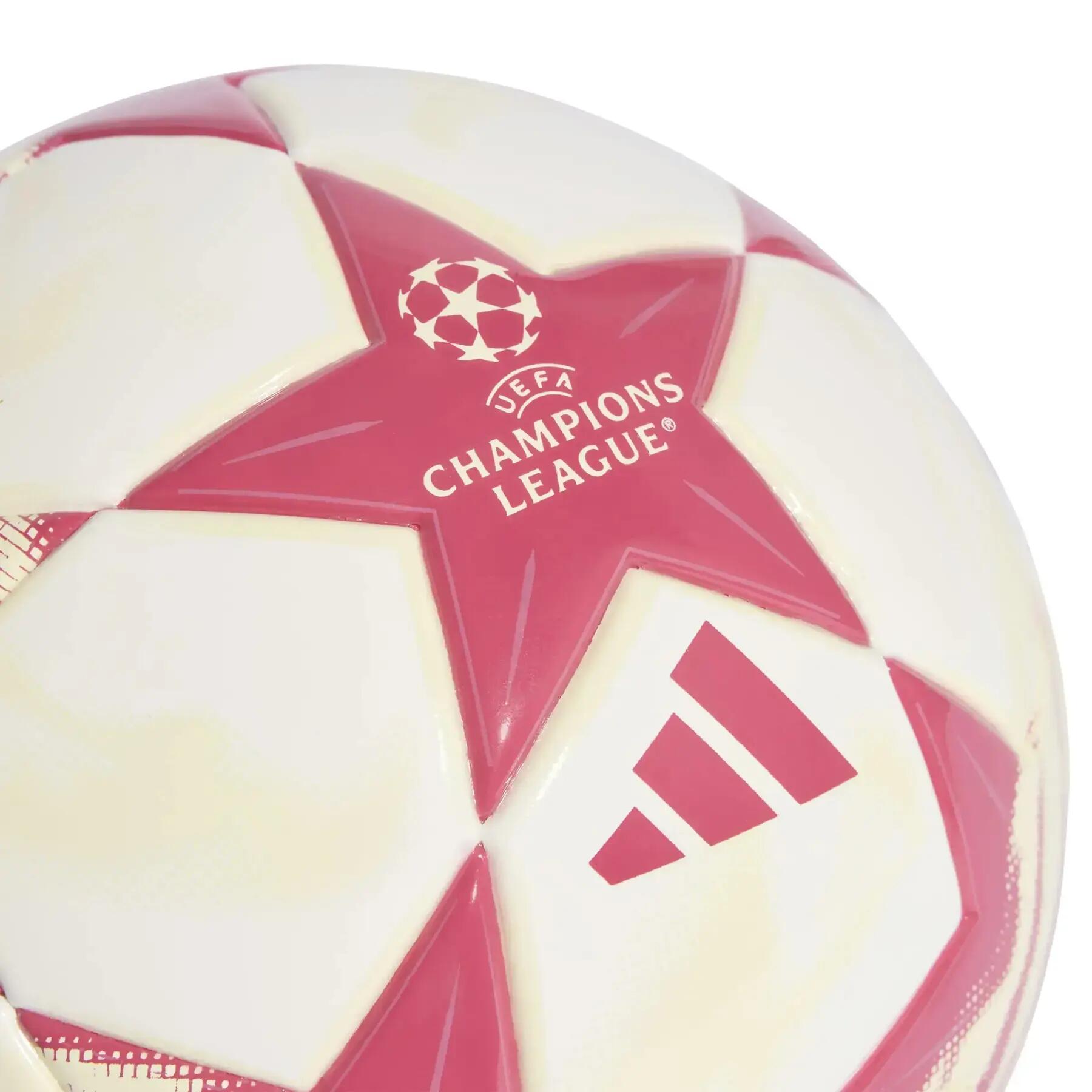 Mini balón Real Madrid UCL 2026/27 3/4