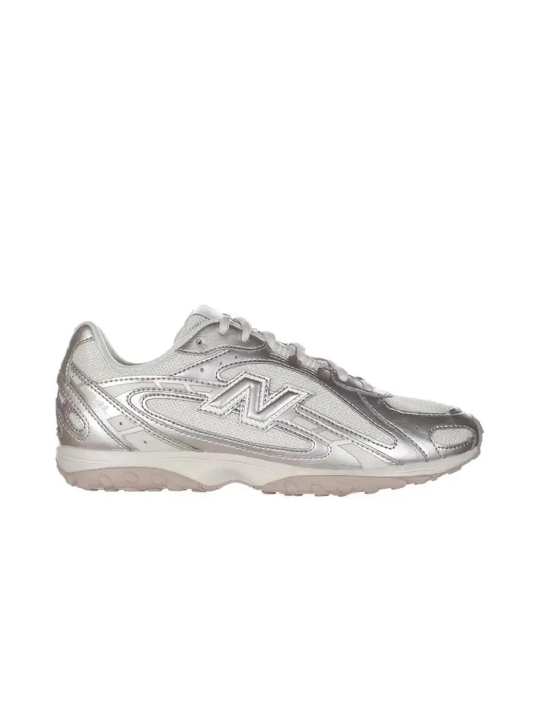 NEW BALANCE picture