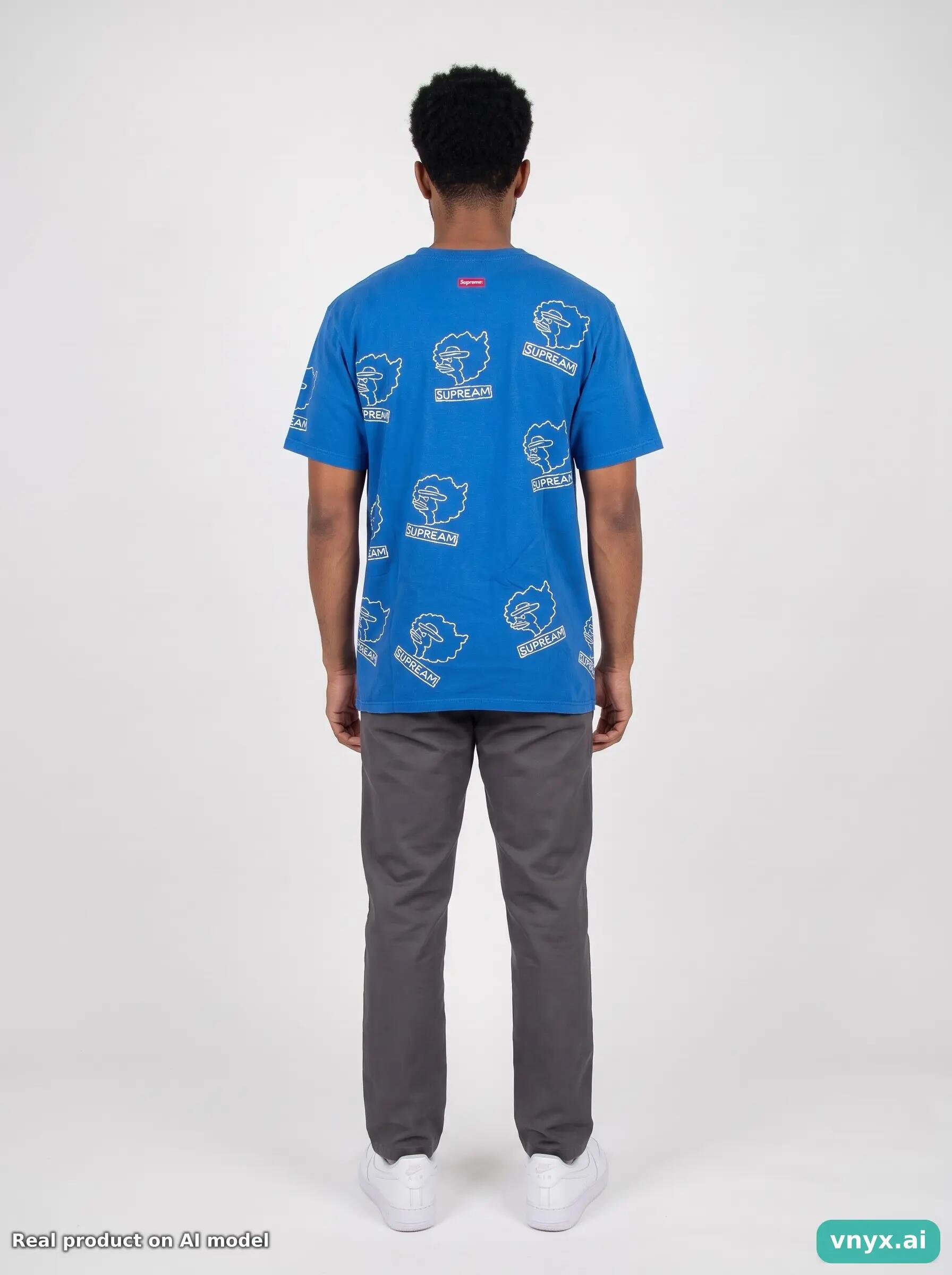Second Life - Vintage Supreme Blue T-Shirt Men L 4/5