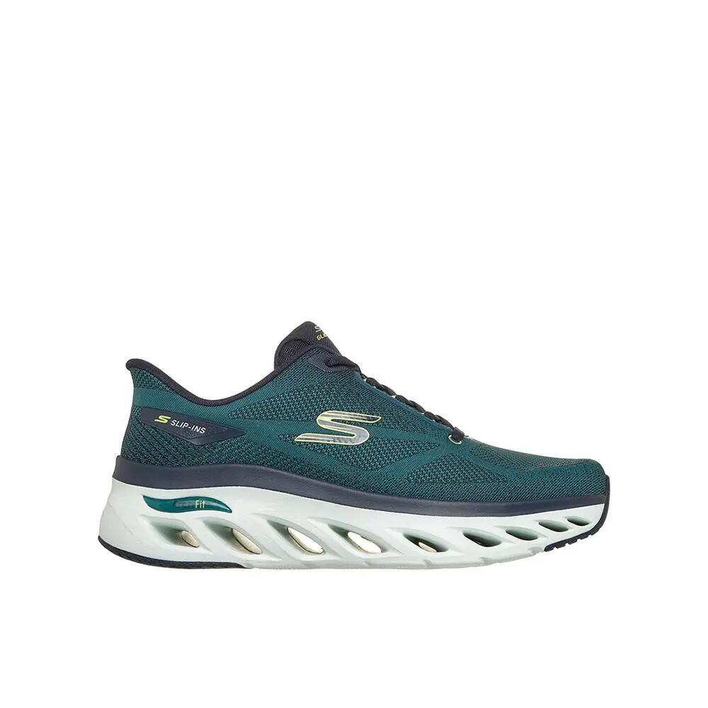 SKECHERS picture