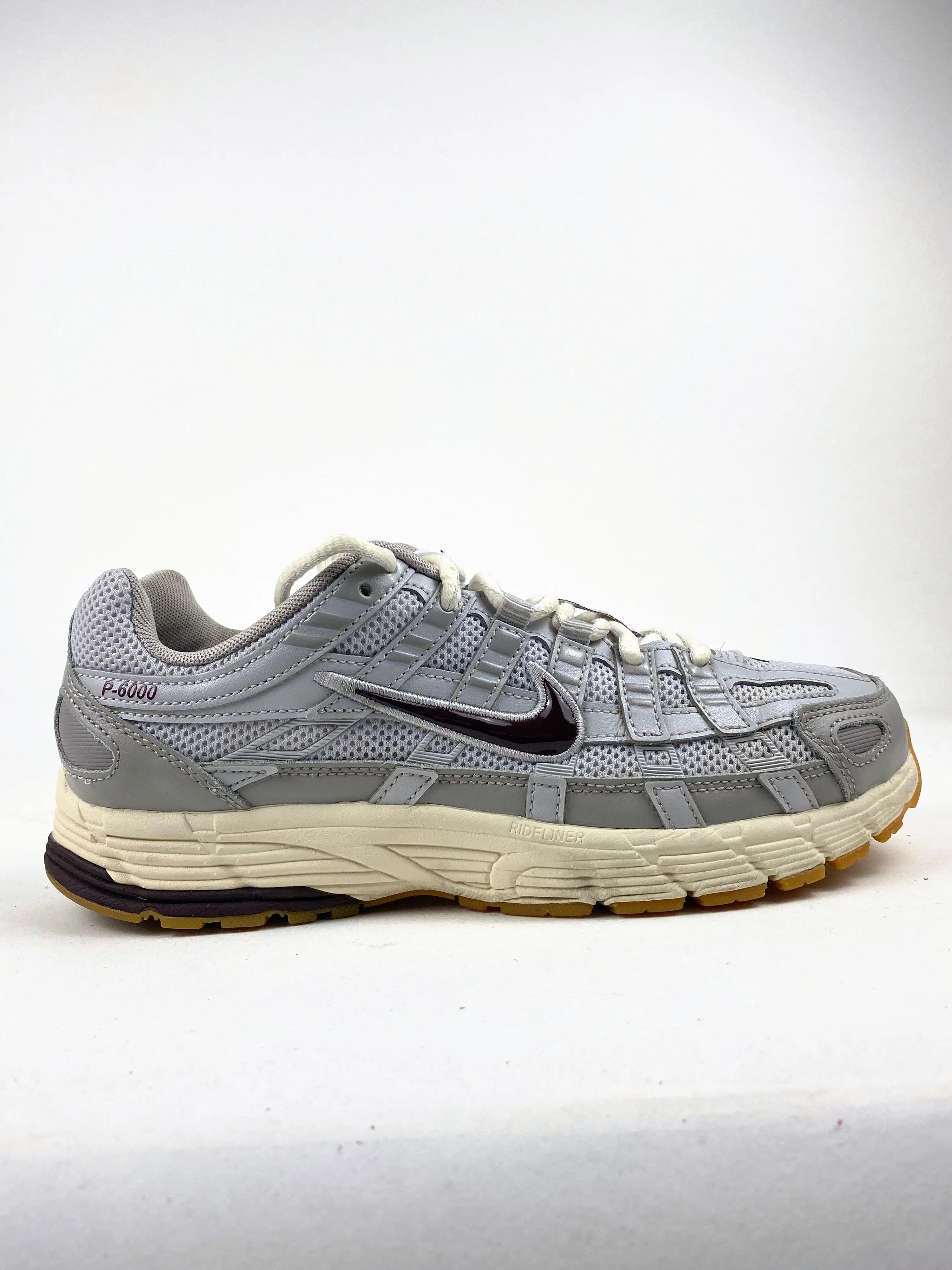 NIKE picture