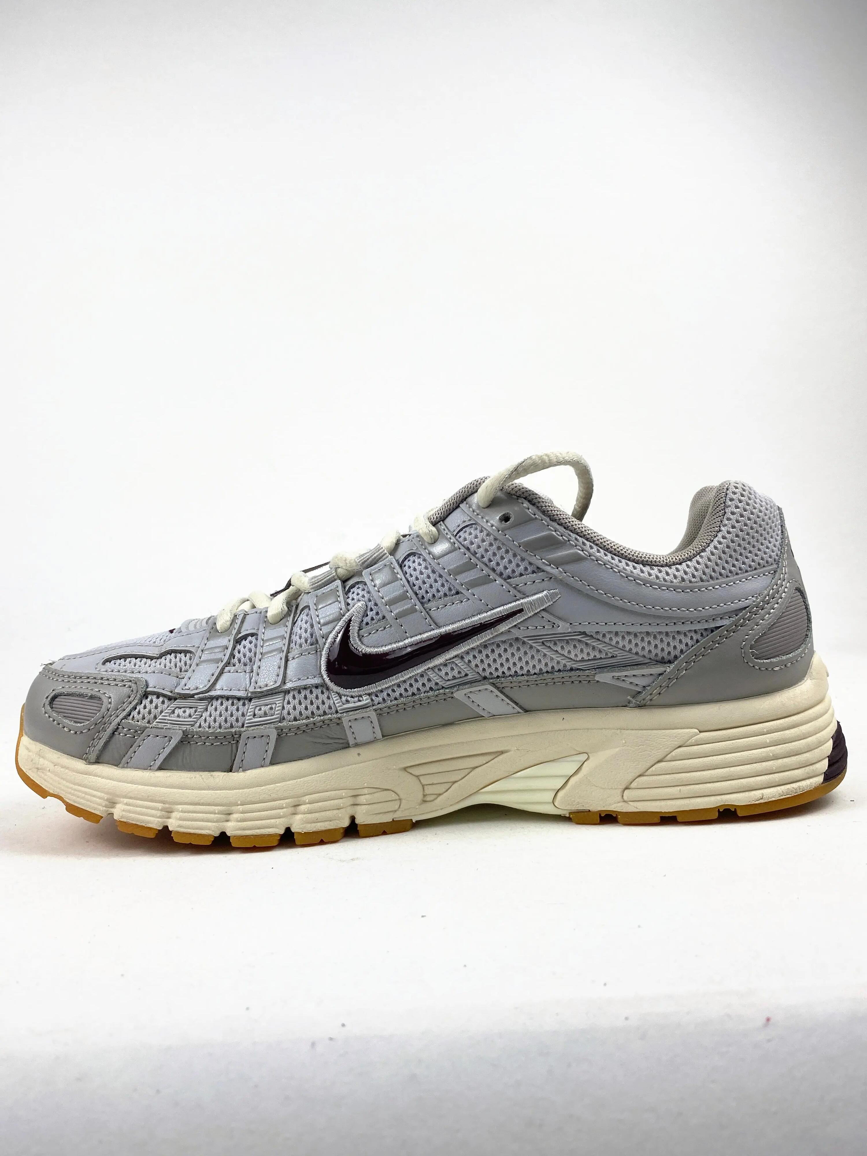 Reconditionné NIKE Baskets Homme, P-6000, Gris clair Très Bon État 4/4