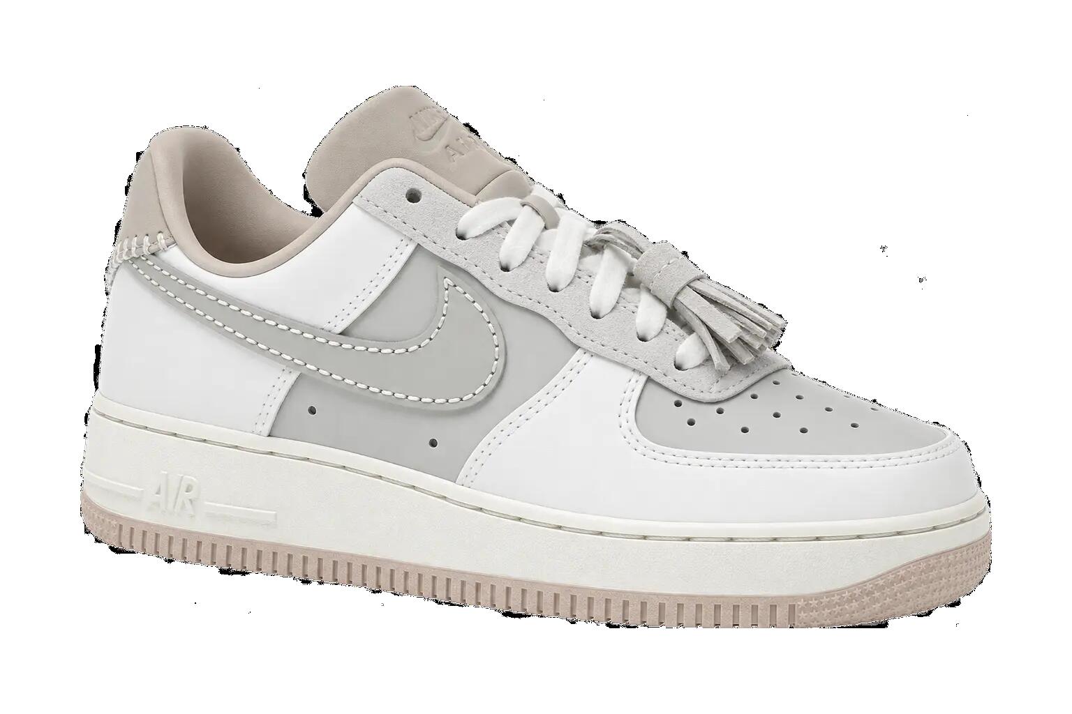 Sneaker donna basse in pelle scamosciata - Nike Air Force 1 - Bianco 1/1