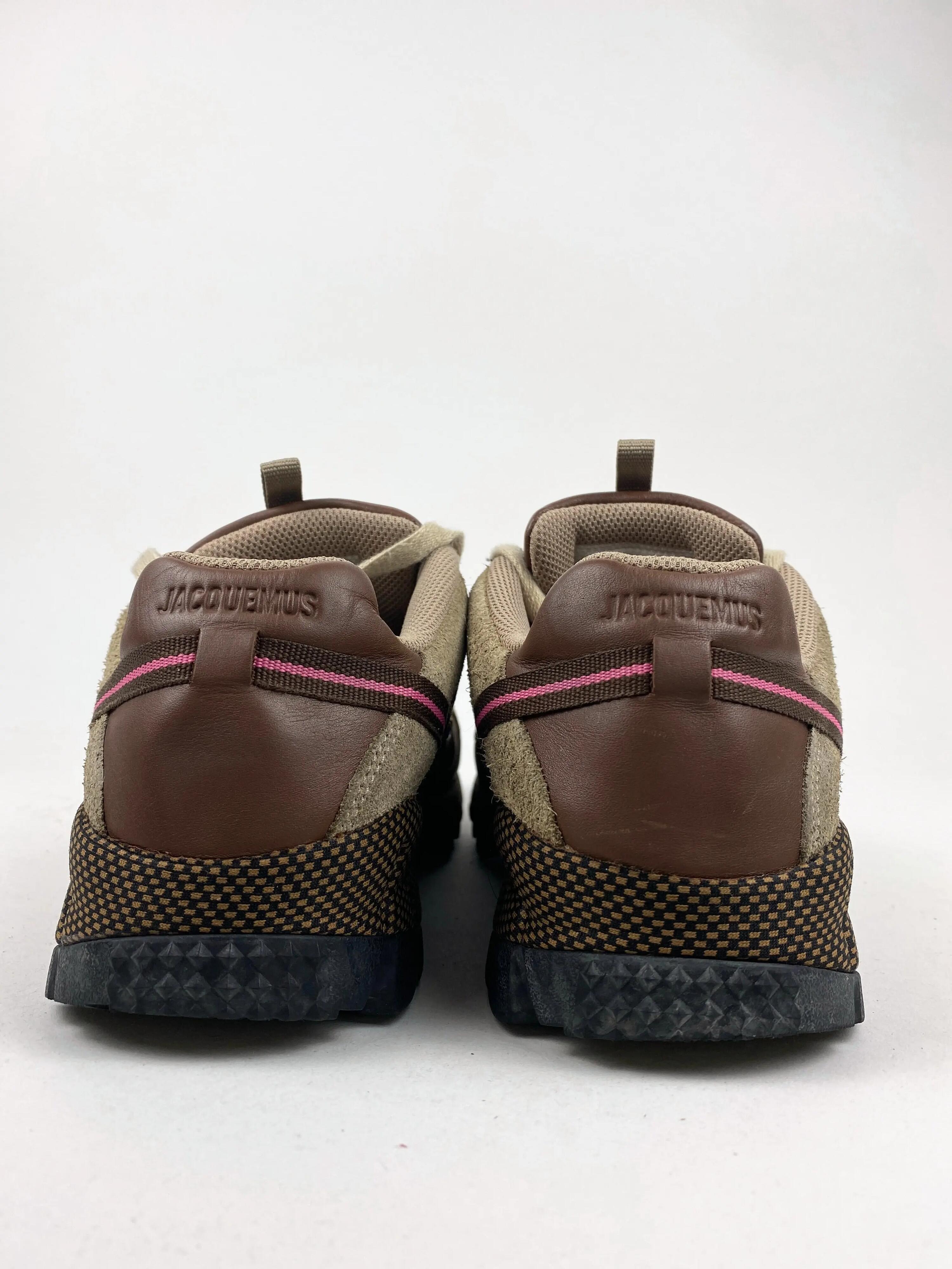 Reconditionné NIKE Baskets Femme, Air Humara LX Jacquemus, Marron Très Bon État 3/4