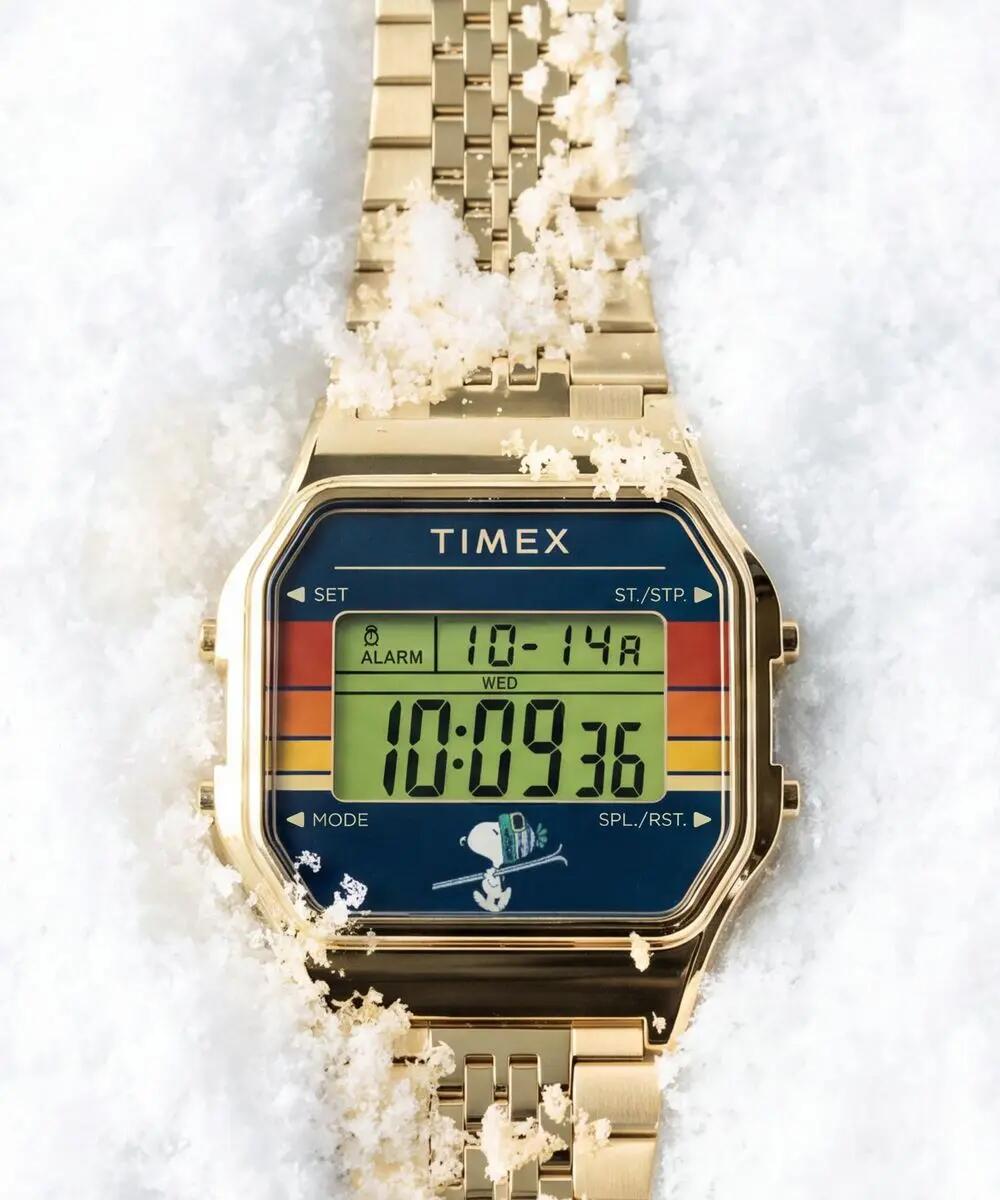 Timex Digitaal  Horloge Goudkleurig/LCD TW2Y76800 5/6
