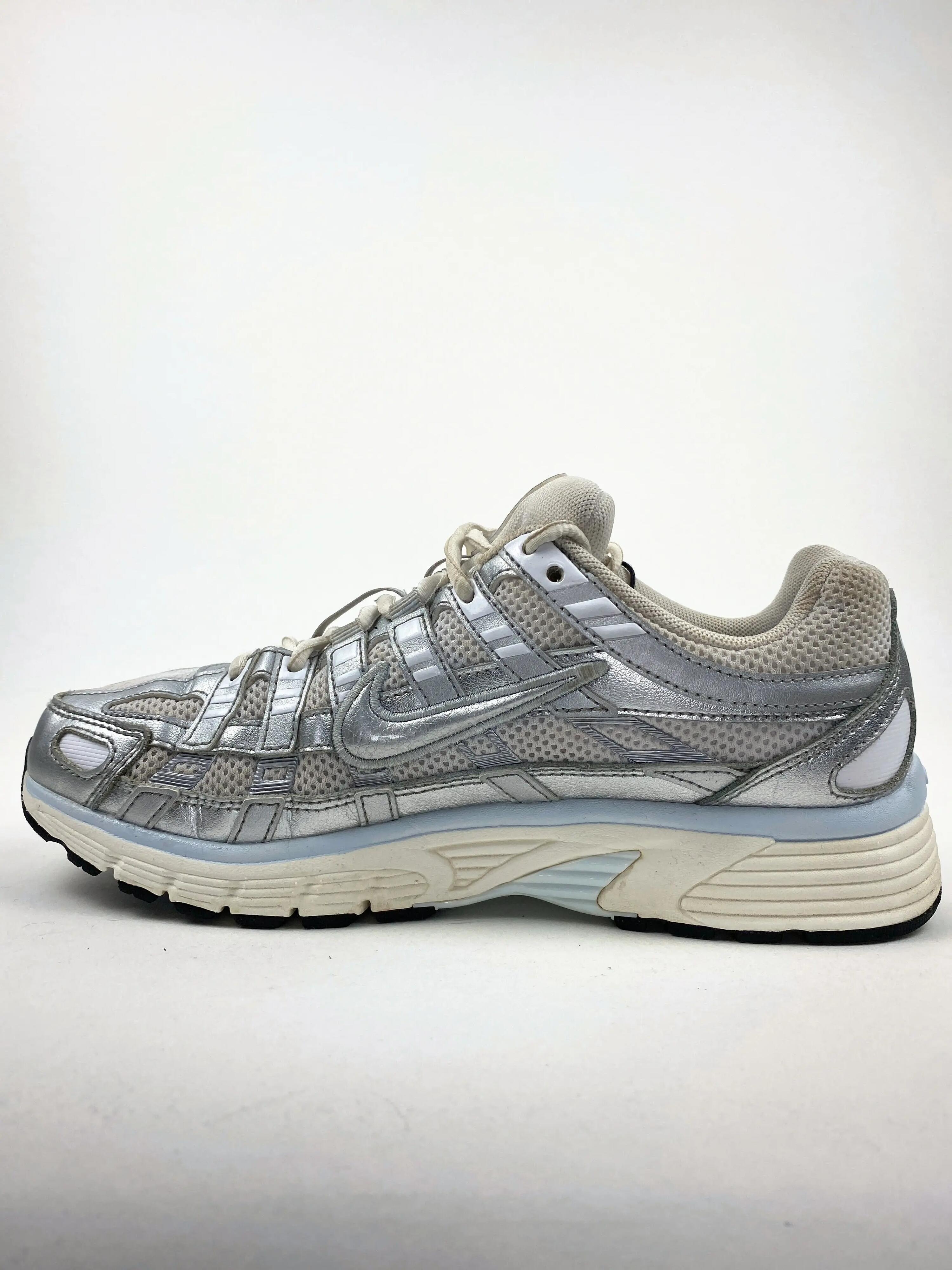 Reconditionné NIKE Baskets Femme, P-6000, Blanc Très Bon État 4/4