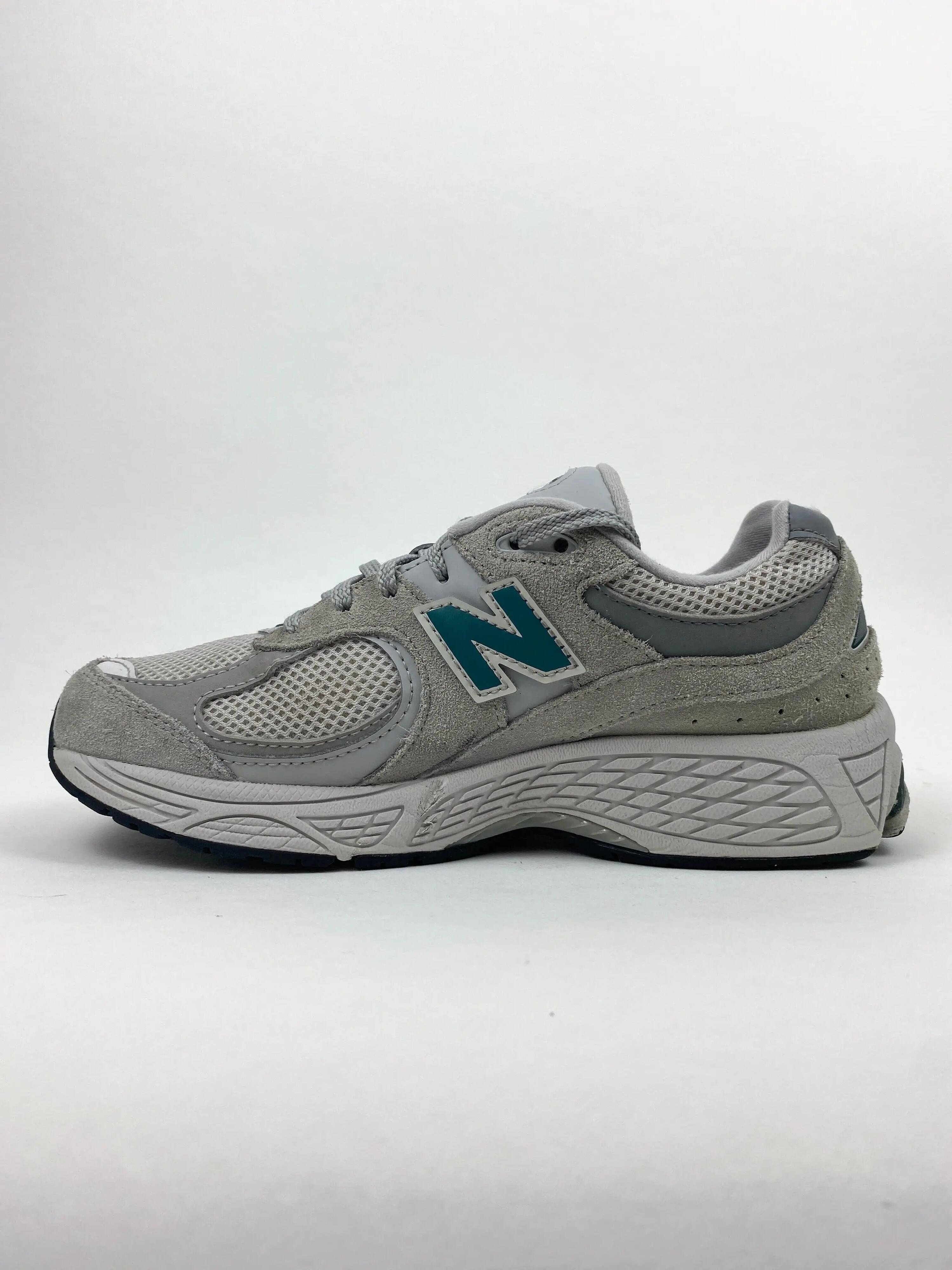 Reconditionné NEW BALANCE Baskets Femme, 2002R, Gris clair Très Bon État 4/4