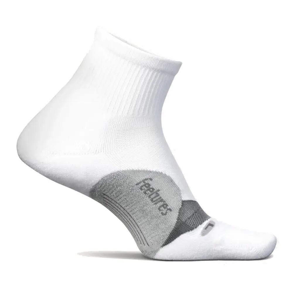FEETURES picture