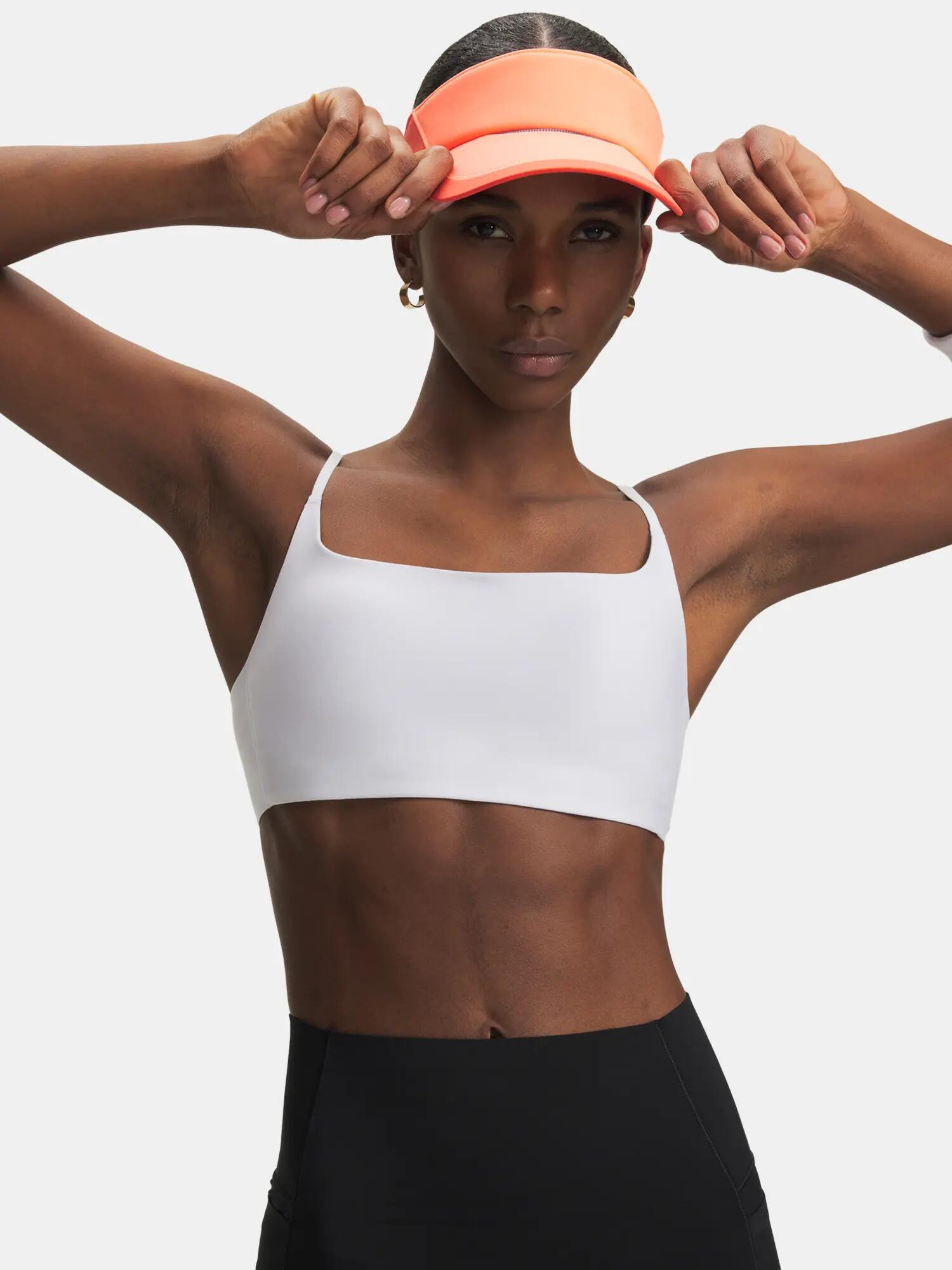 UNDER ARMOUR picture