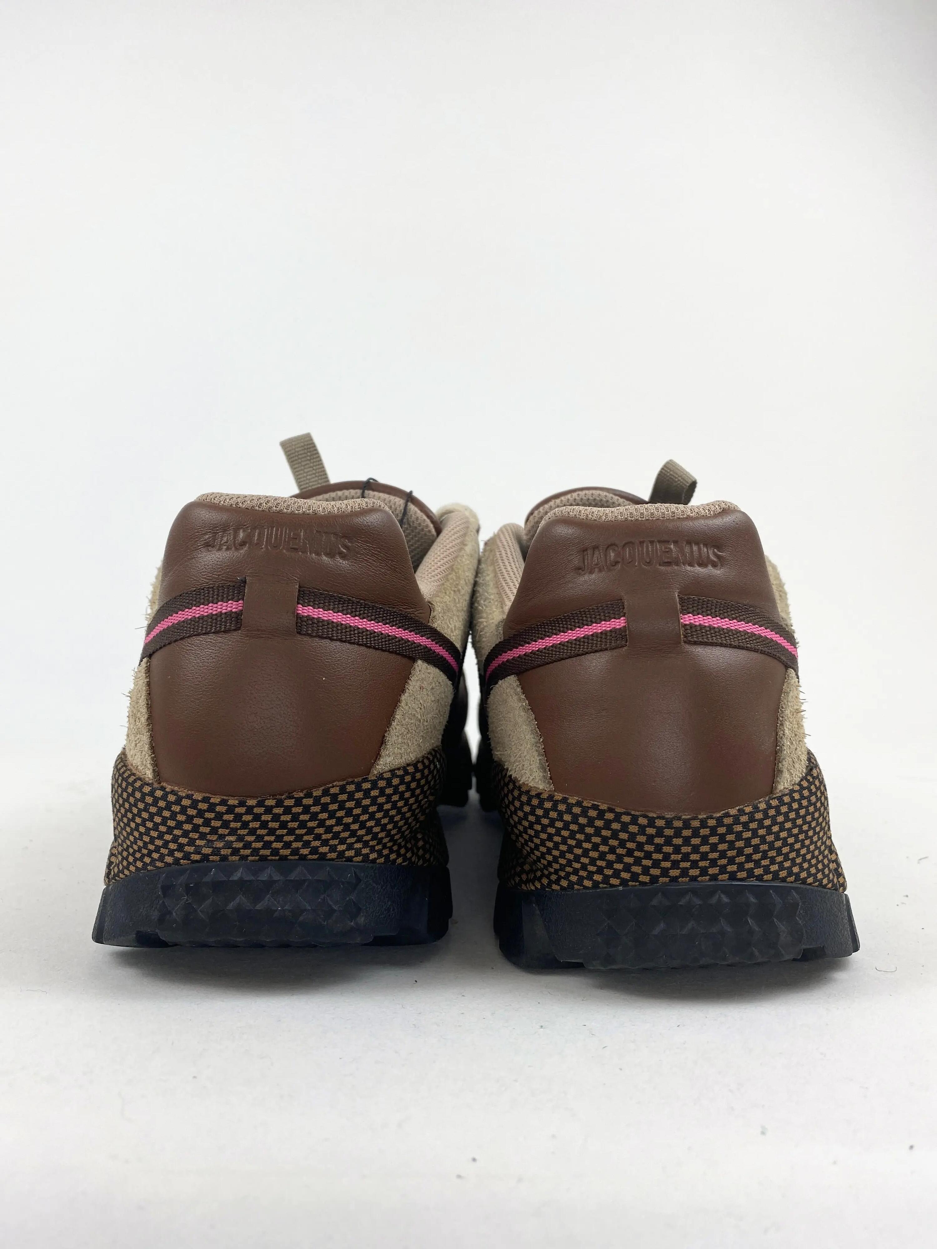 Reconditionné NIKE Baskets Homme, Air Humara LX Jacquemus, Marron Très Bon État 3/4