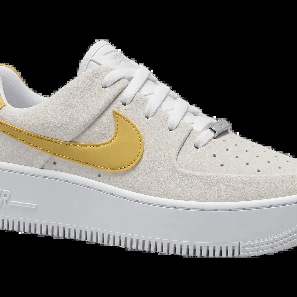Damen - Sneaker - Leder - Nike Air Force 1 Sage Low - Weiß/Gold