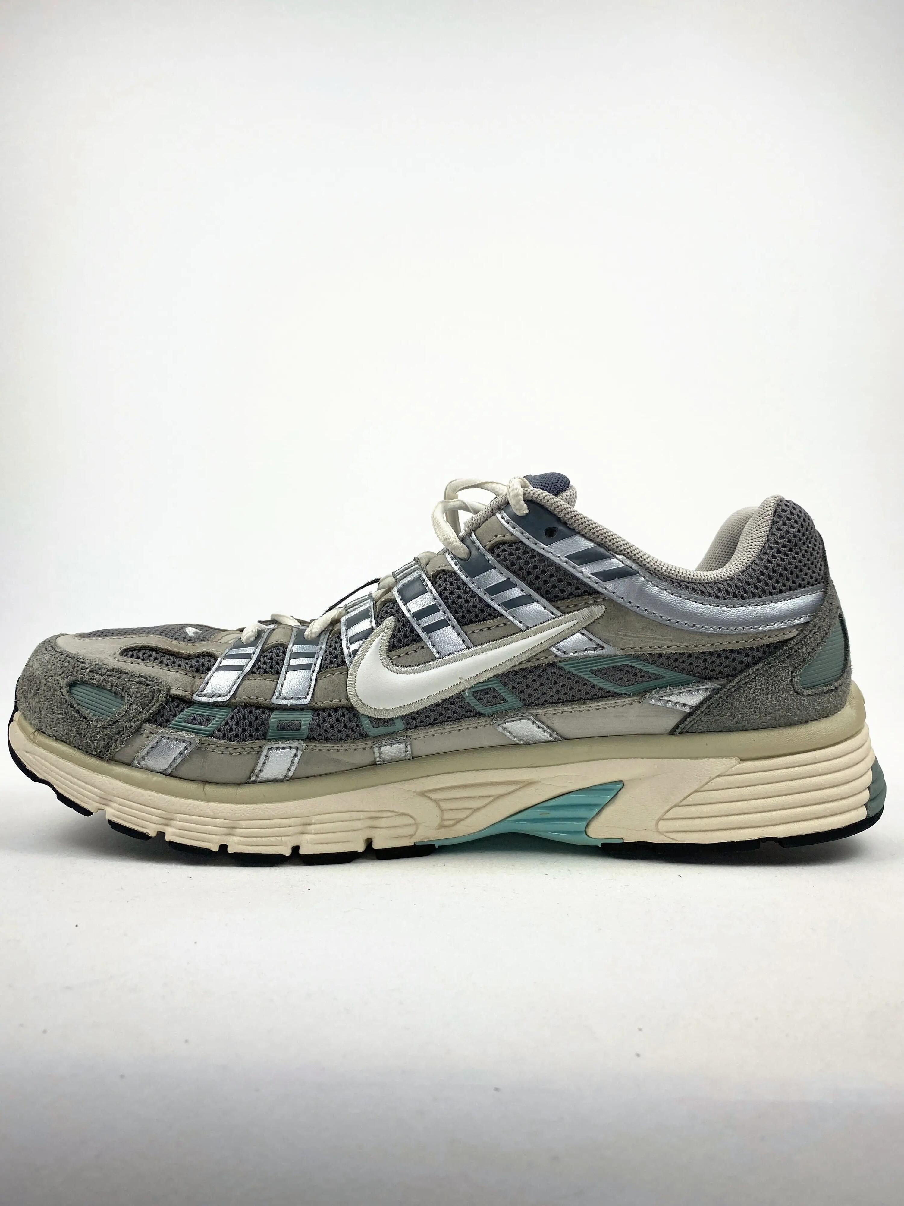 Reconditionné NIKE Baskets Homme, P-6000, Gris clair Très Bon État 4/4