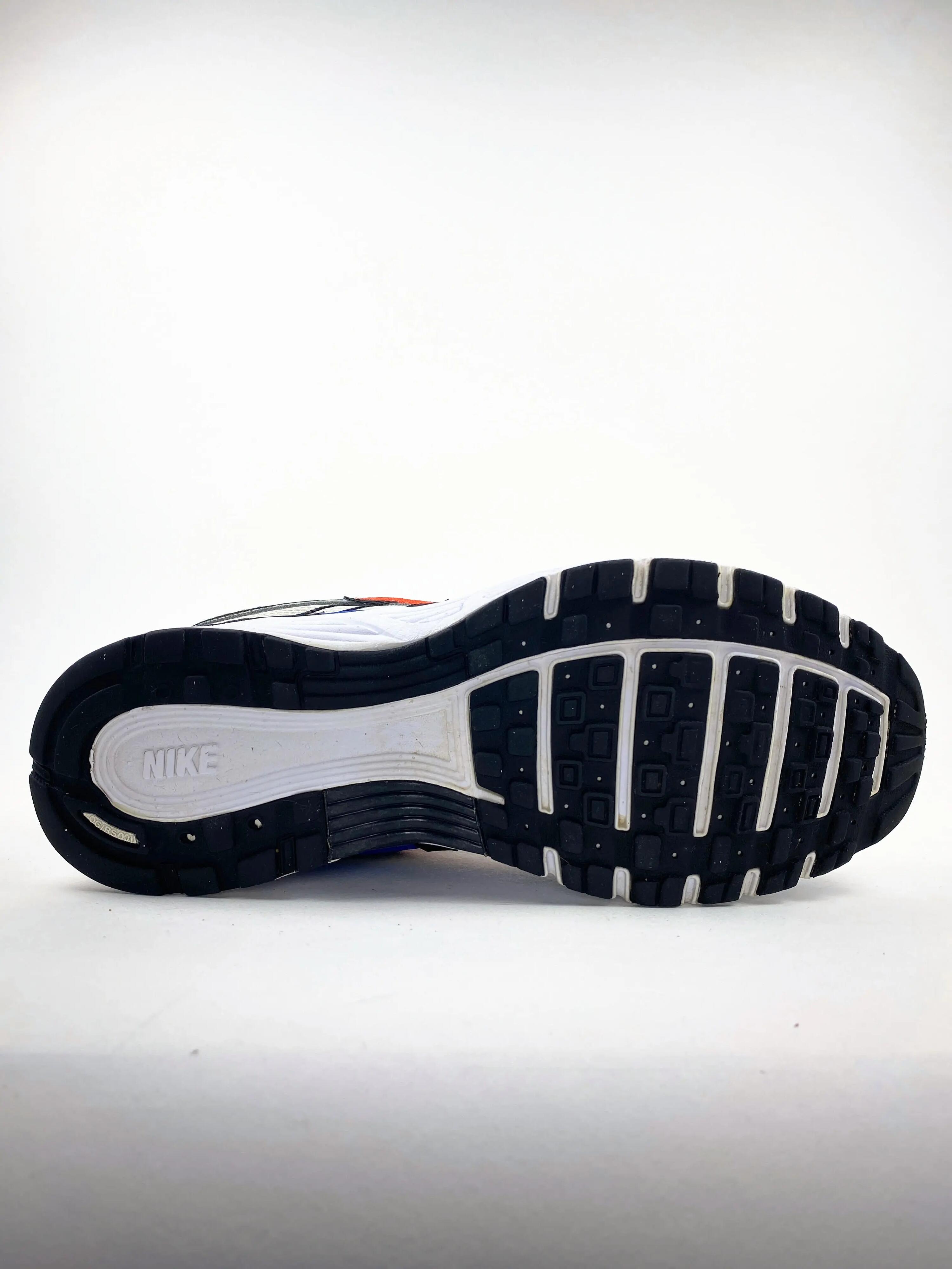 Reconditionné NIKE Baskets Homme, P-6000, Noir Très Bon État 2/4