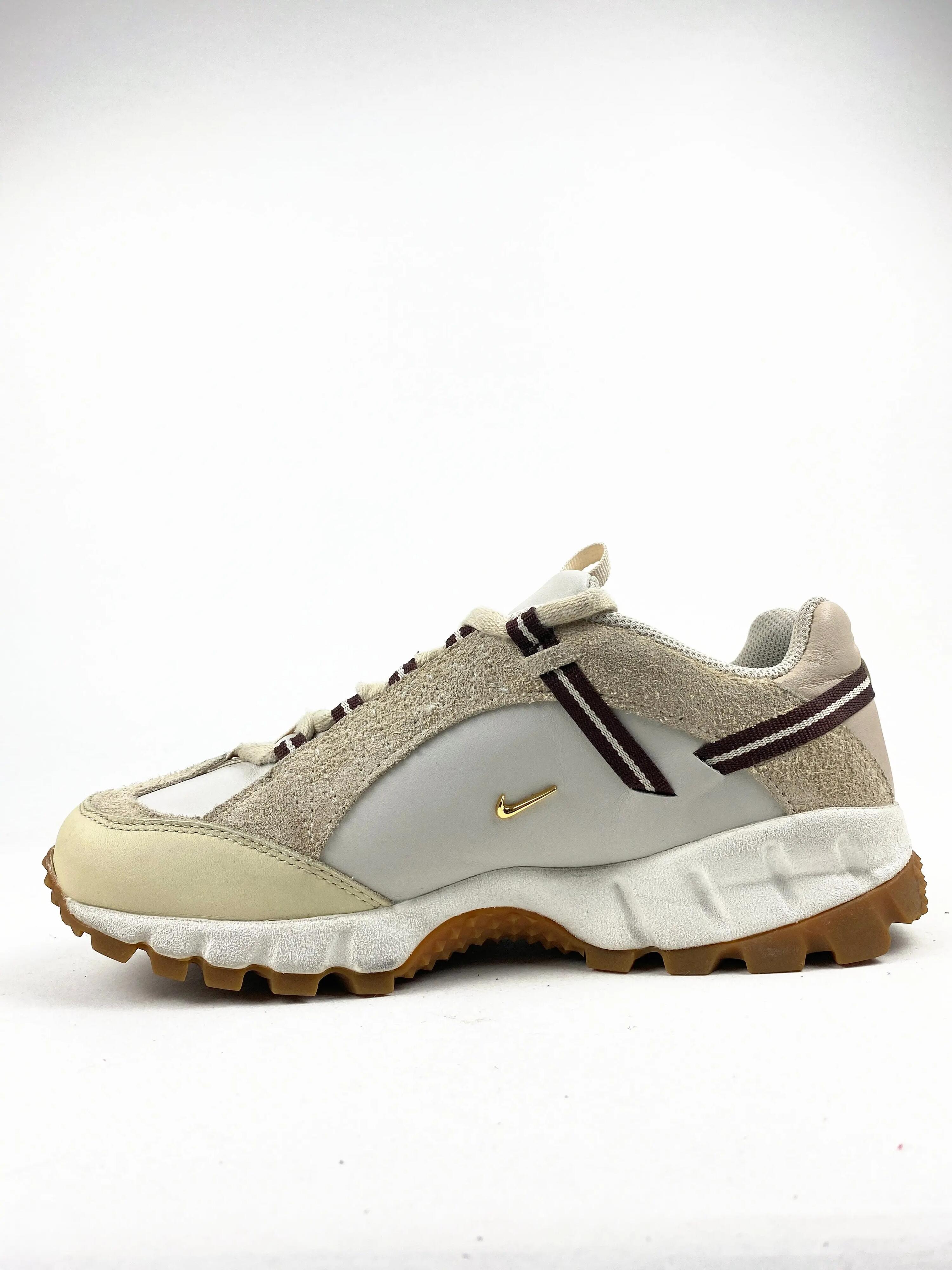 Reconditionné NIKE Baskets Femme, Air Humara LX Jacquemus, Beige Très Bon État 4/4