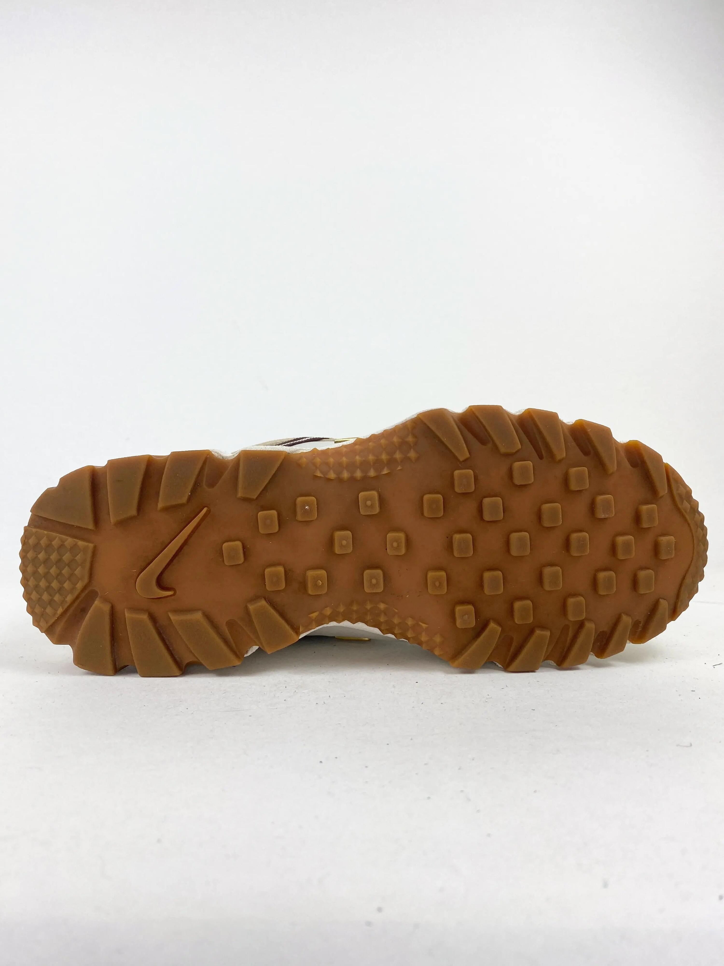 Reconditionné NIKE Baskets Homme, Air Humara LX Jacquemus, Beige Très Bon État 2/4