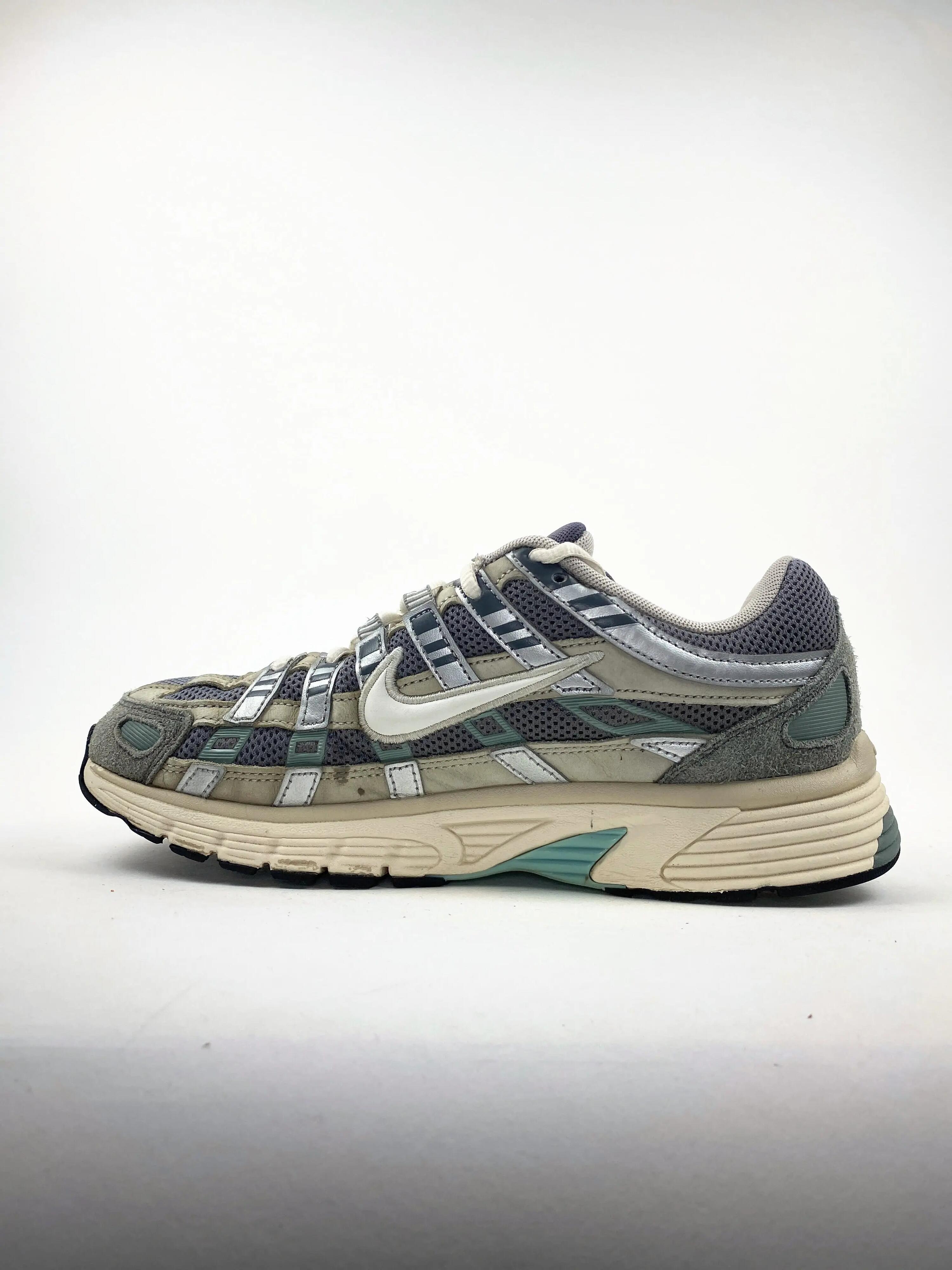 Reconditionné NIKE Baskets Homme, P-6000, Gris clair Très Bon État 4/4