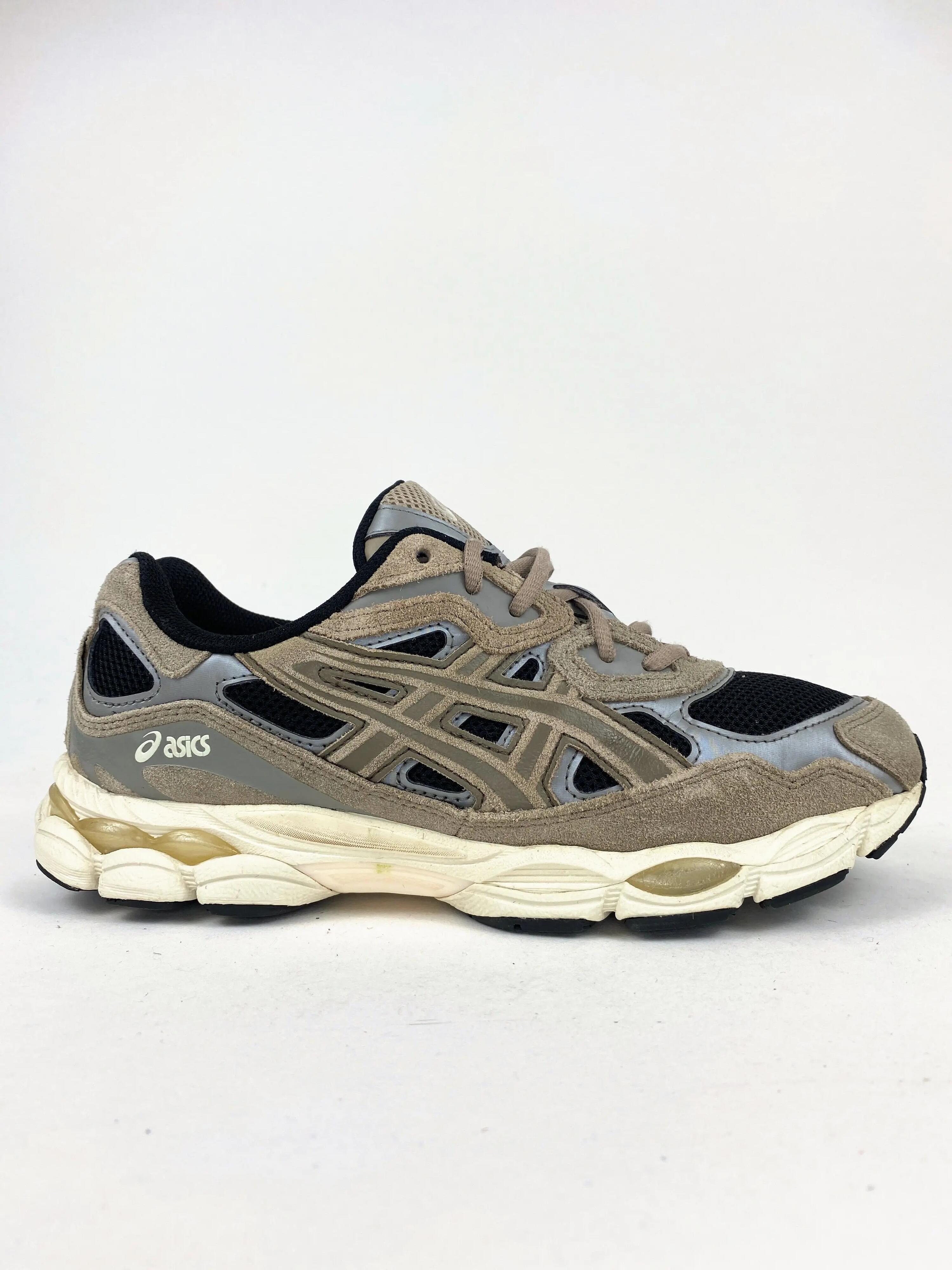 ASICS picture