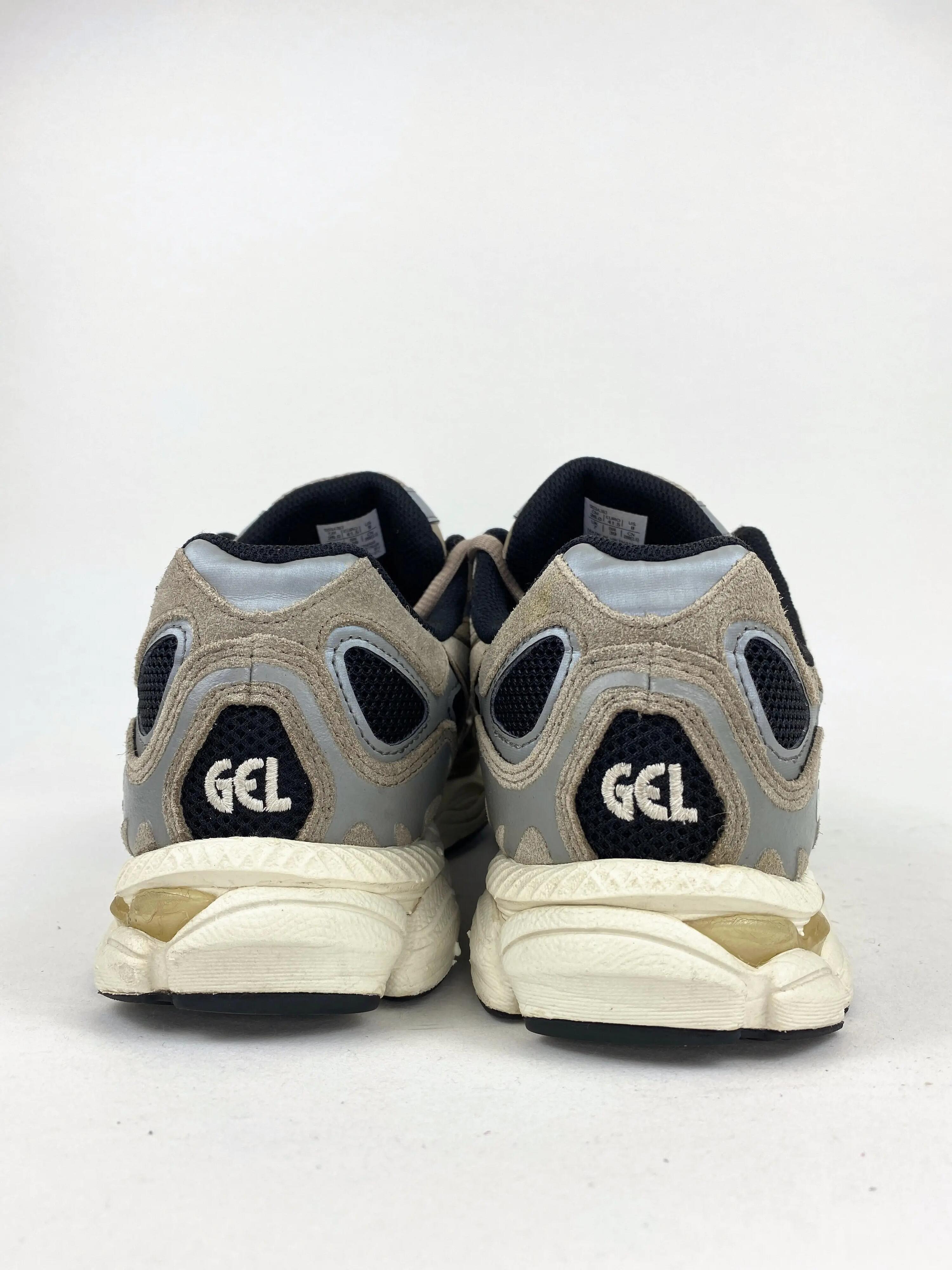 Reconditionné ASICS Baskets Homme, Gel-NYC, Noir Très Bon État 3/4
