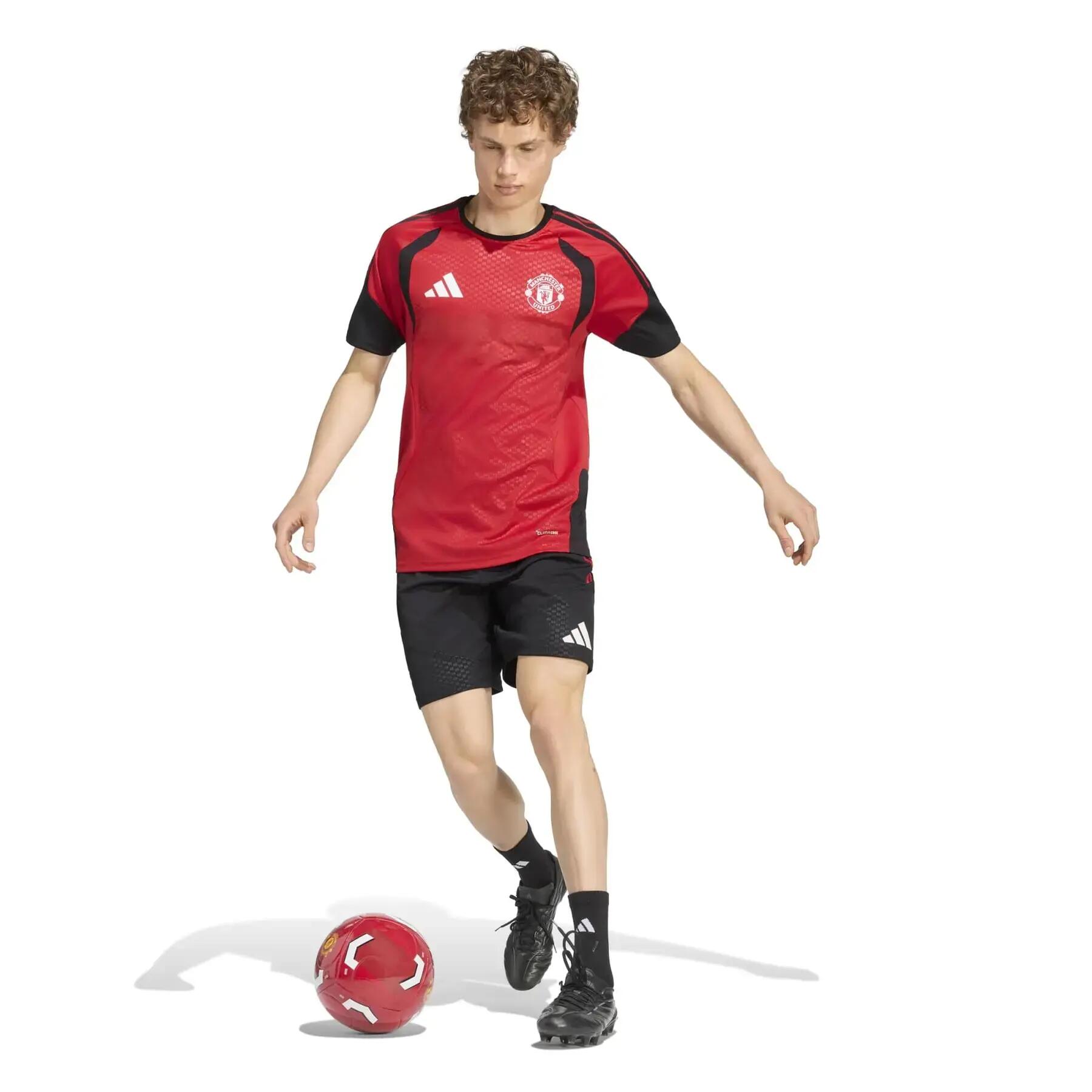 Short Manchester United Tiro 2026 3/7