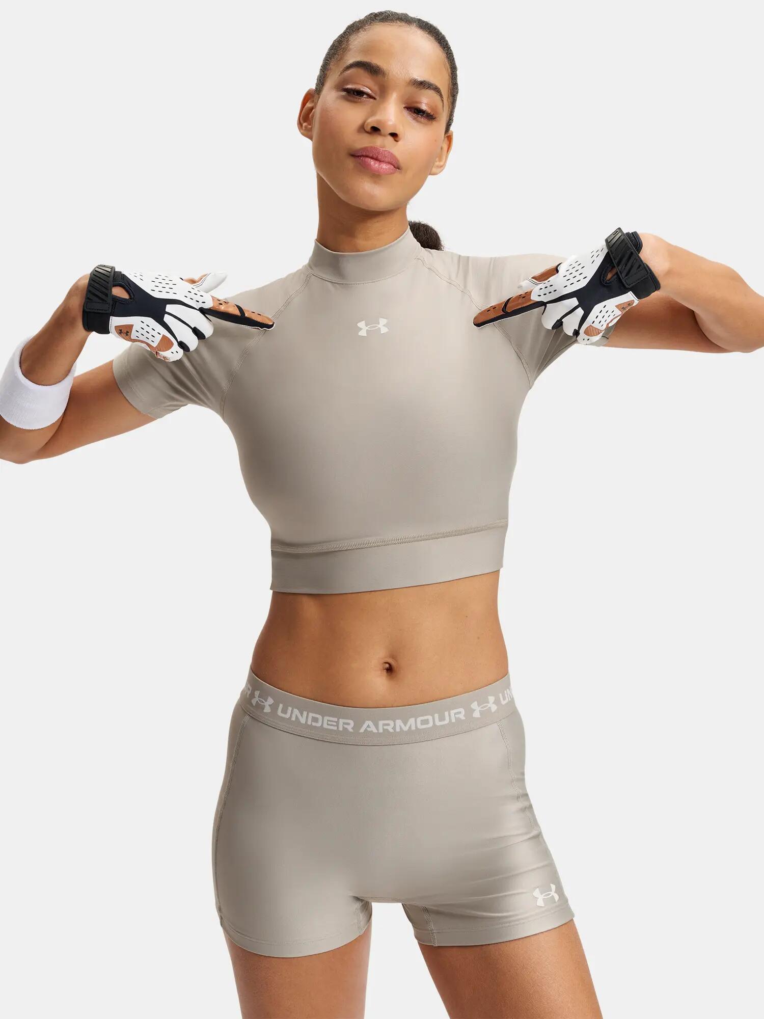 UNDER ARMOUR picture