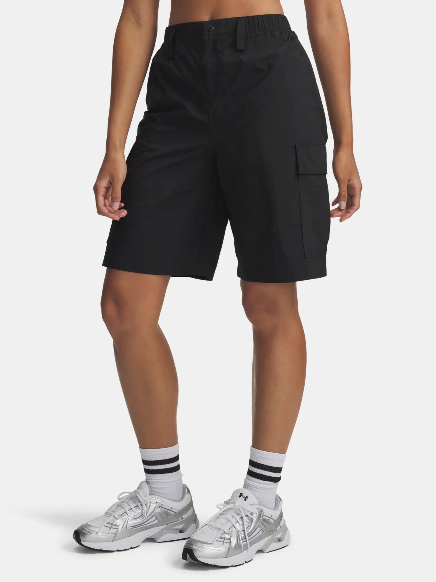 UNDER ARMOUR picture