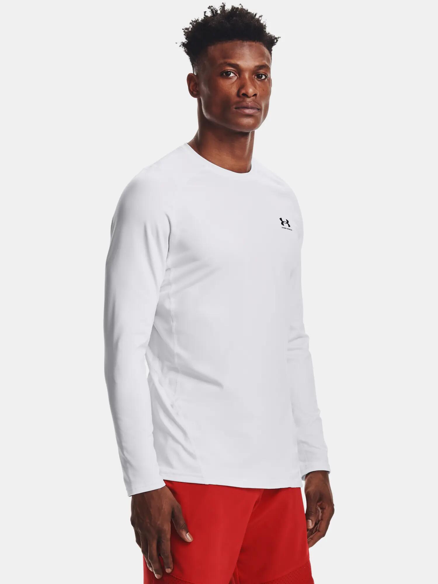 UNDER ARMOUR picture