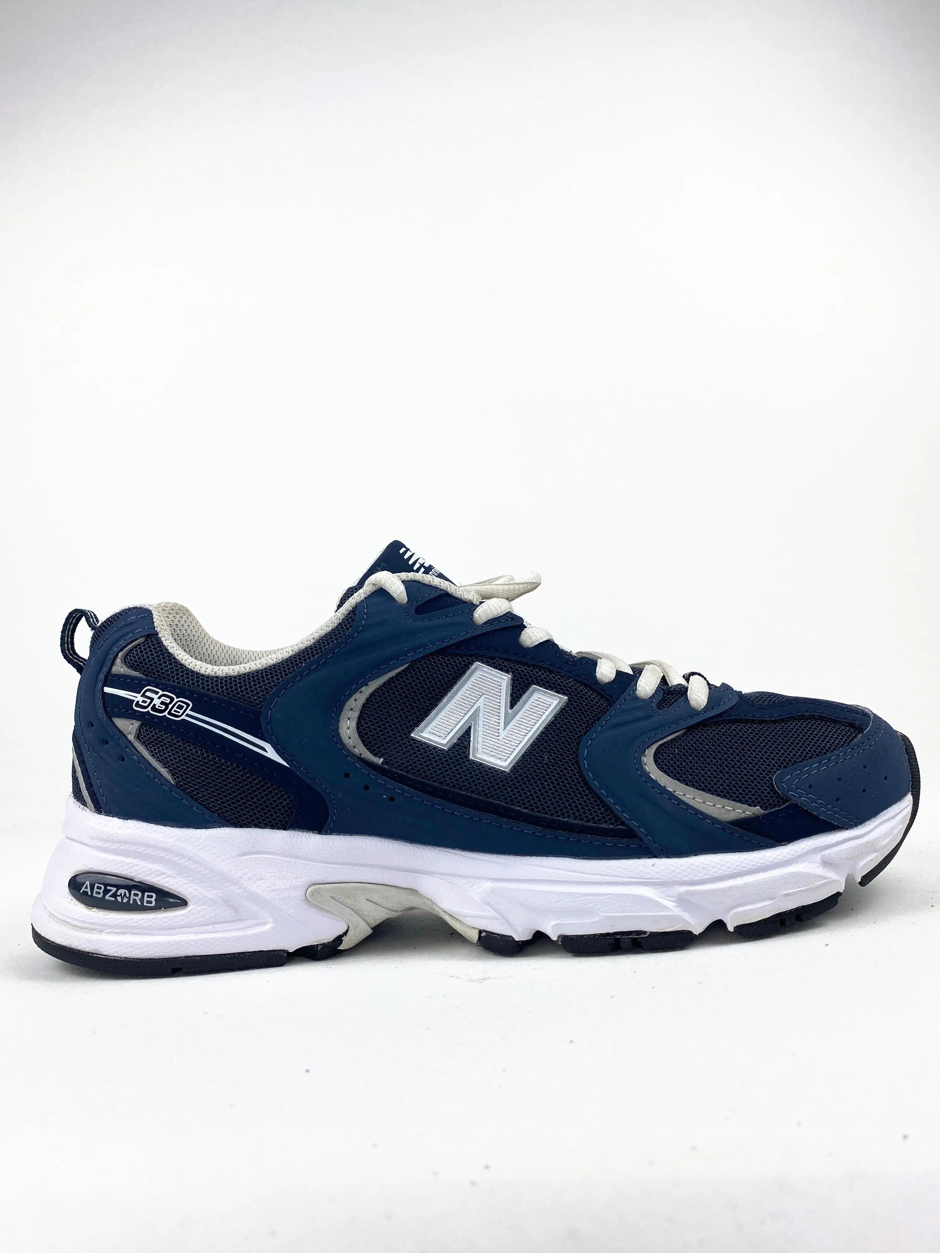 NEW BALANCE picture